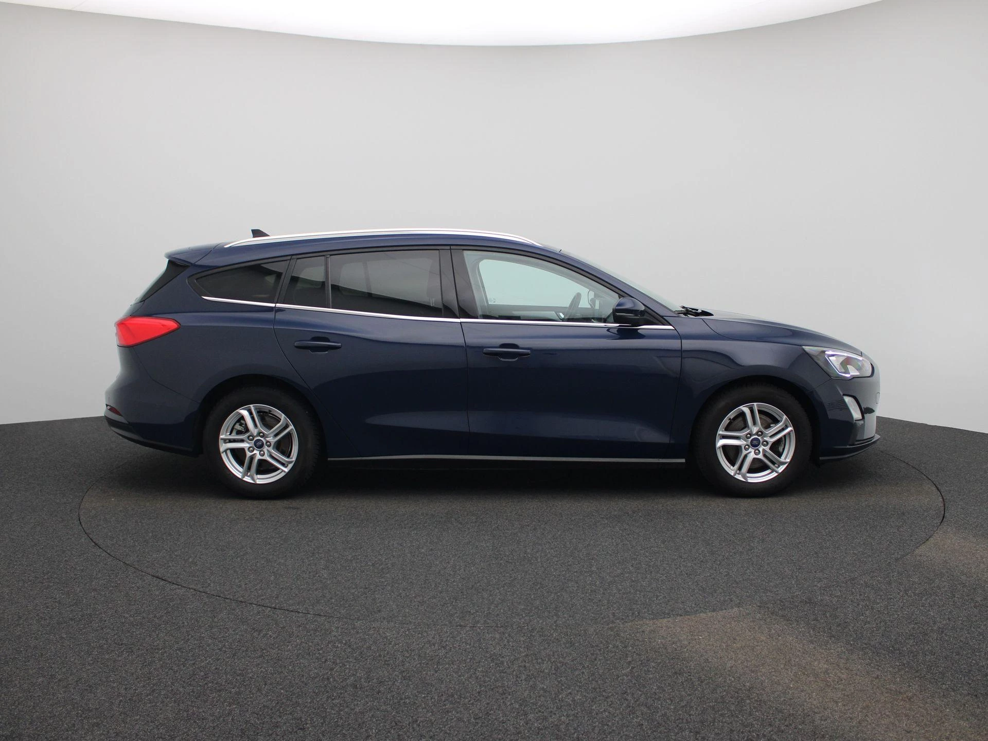 Ford Focus Wagon 1.0 EcoBoost Trend Edition Business