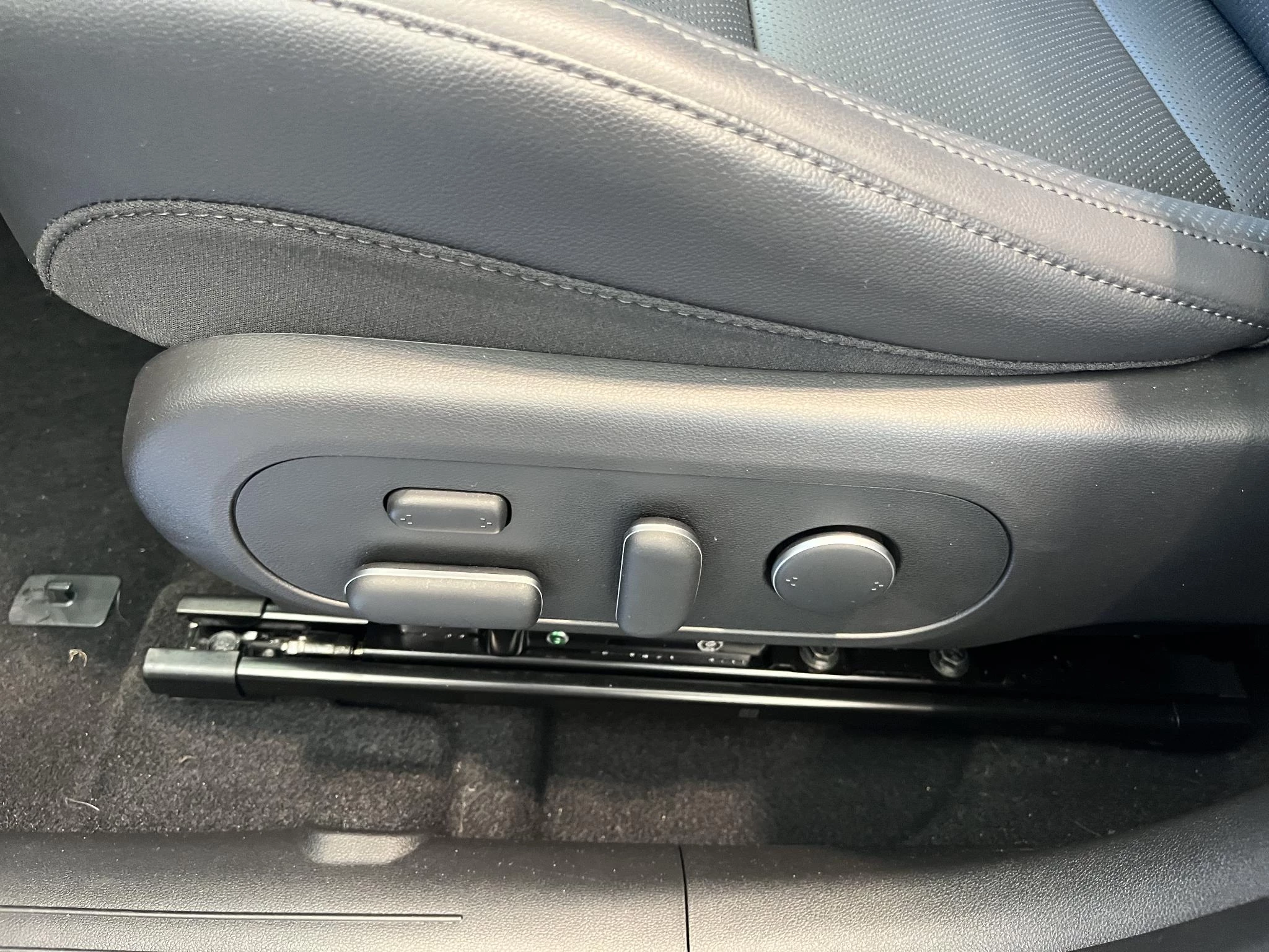 Hyundai-Kona-image-12