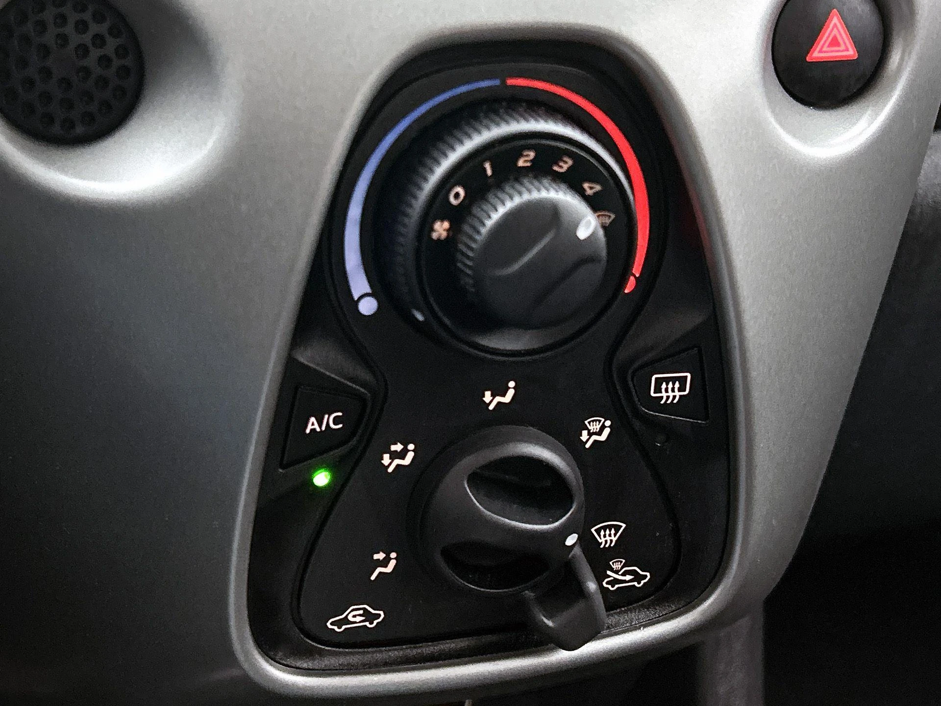 Citroën-C1-image-23