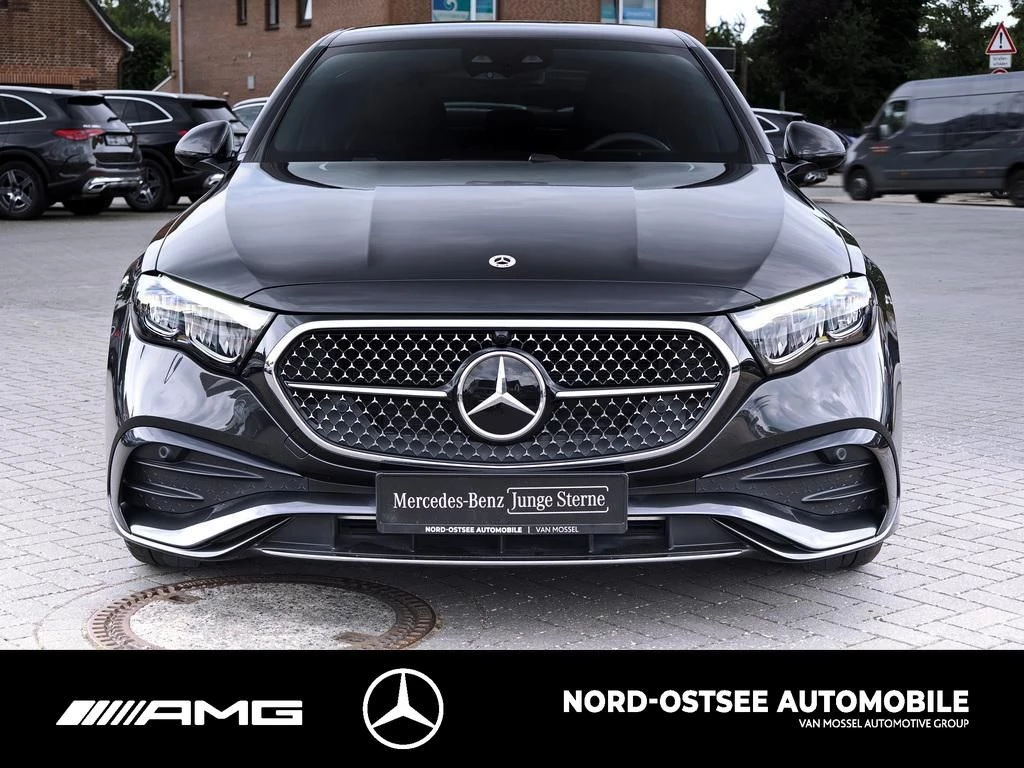 Mercedes-Benz E-Klasse 220 d AMG AHK MBUX LED SHZ KEYLESS-GO AMG Line