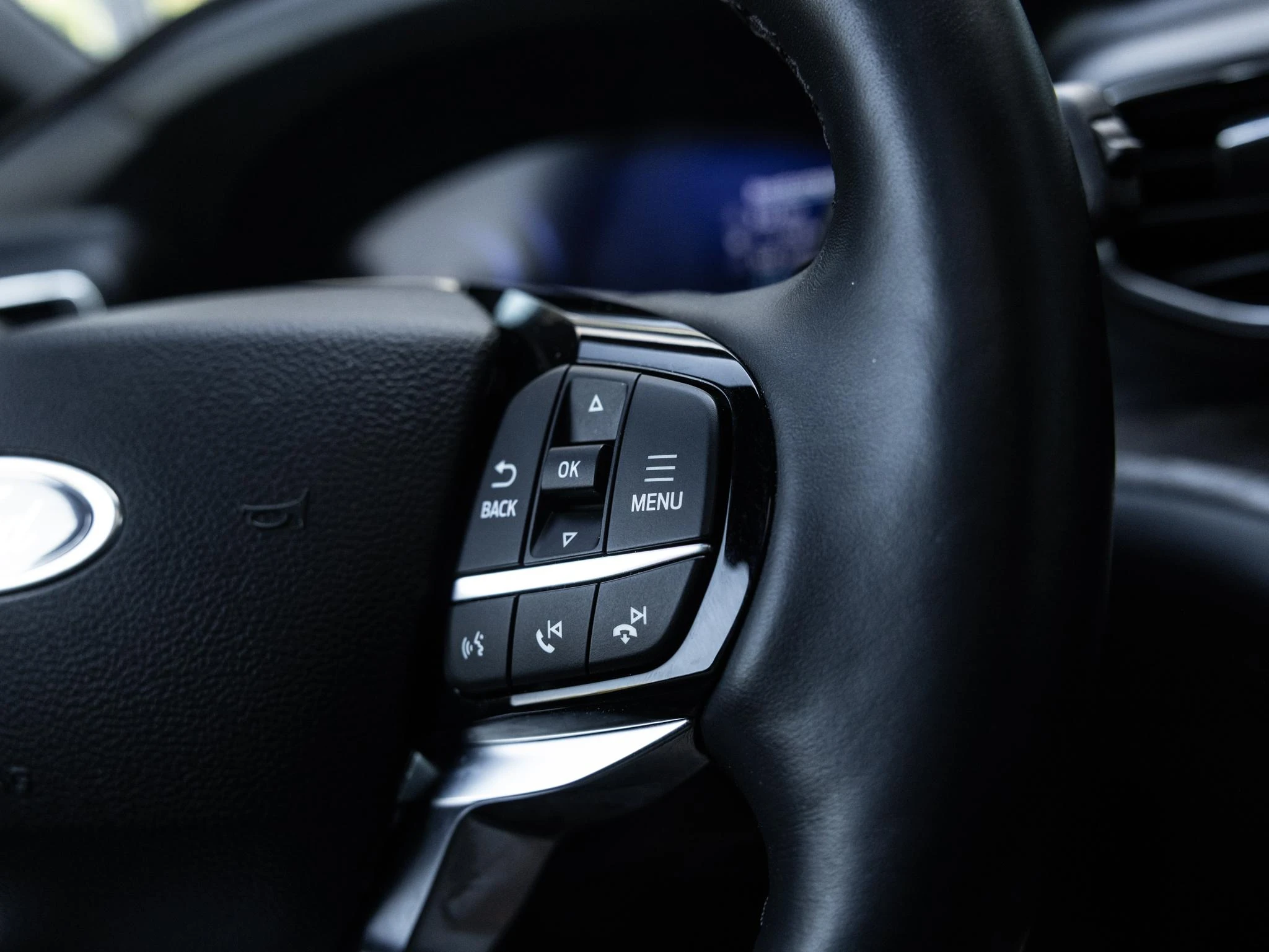 Ford-Explorer-image-39