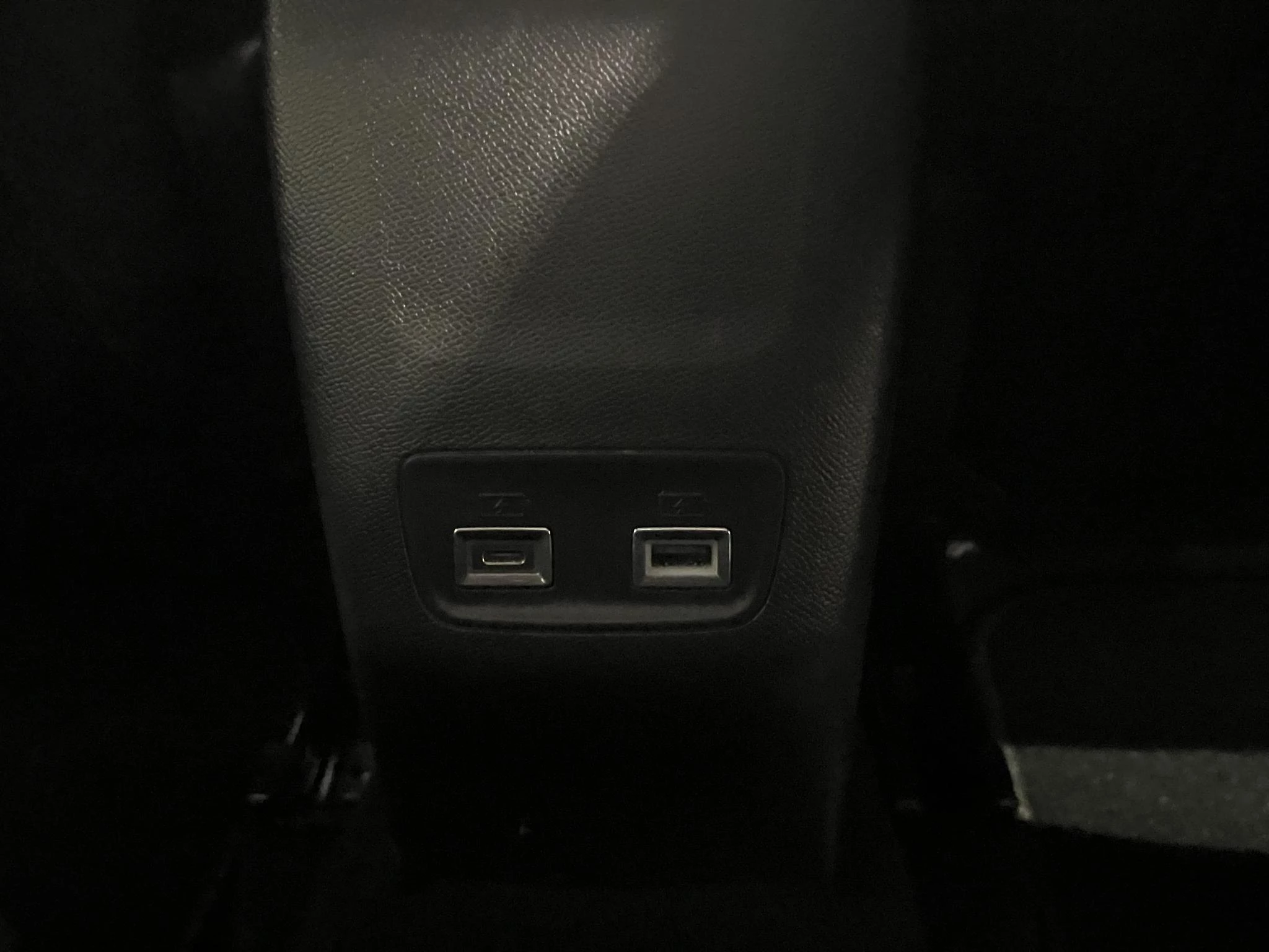 Peugeot-208-image-21