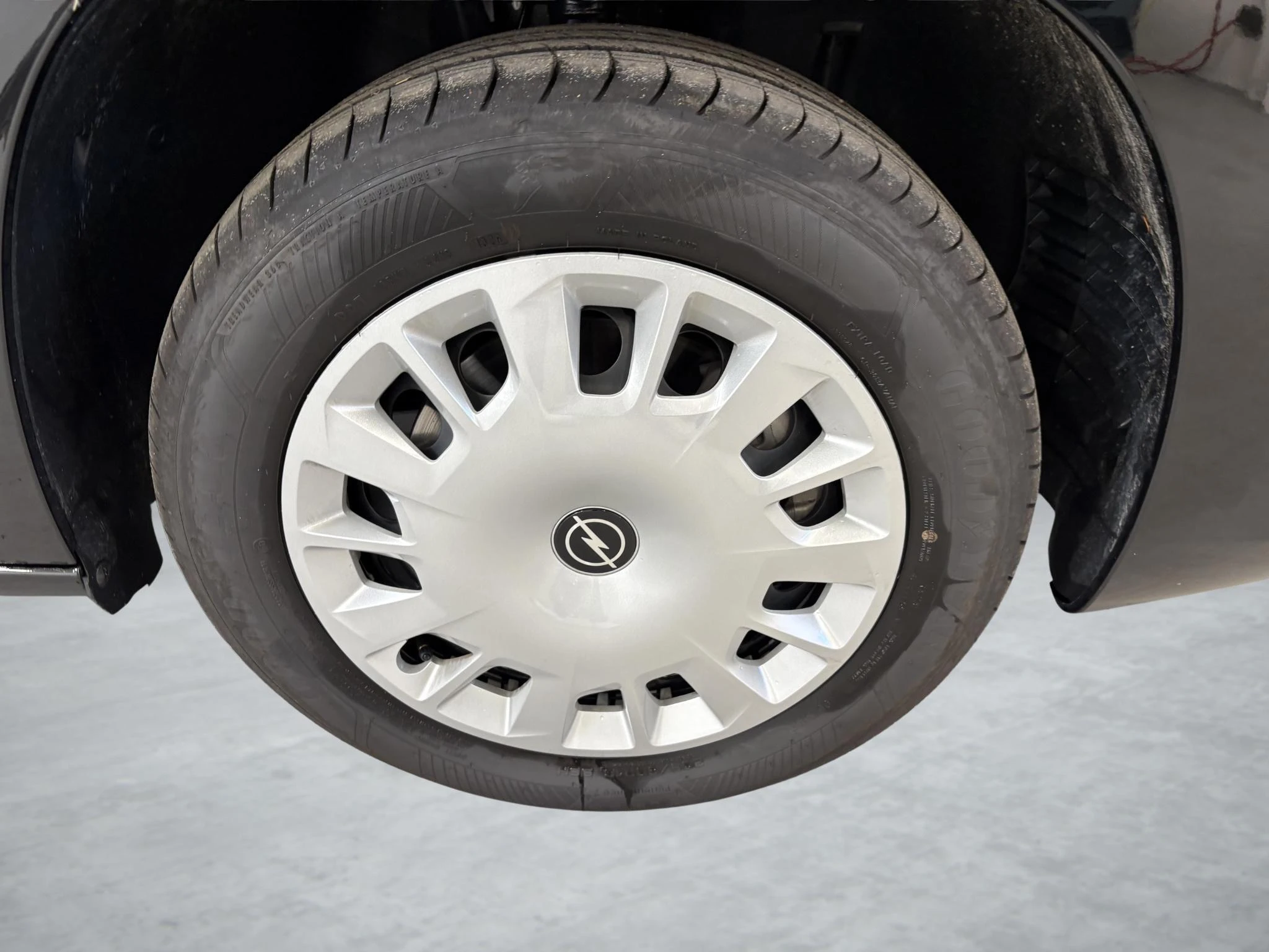 Opel-Combo Life-image-10