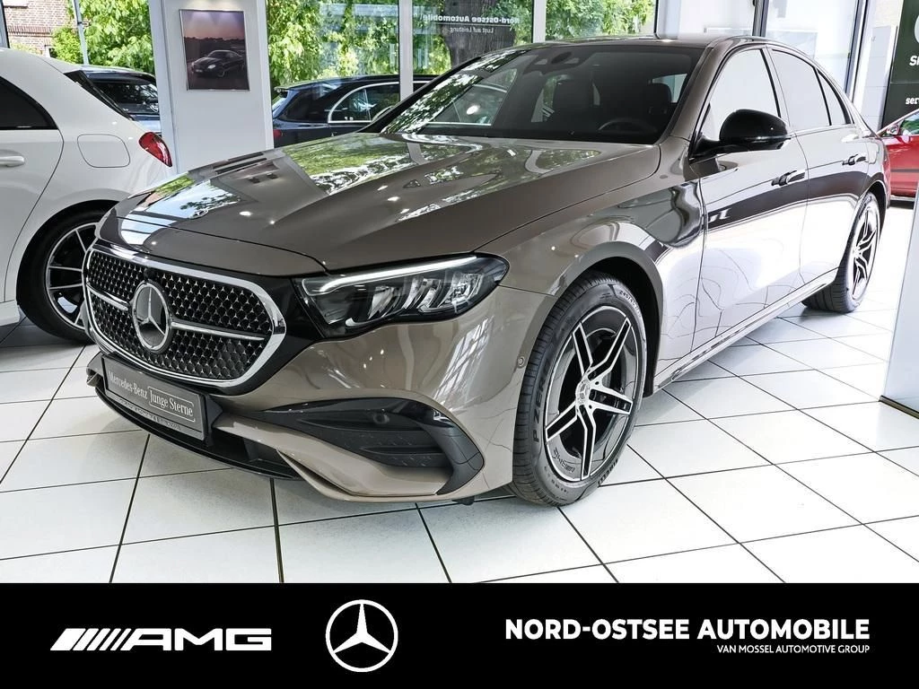 Mercedes-Benz E-Klasse 300 e AMG LEDER DISTRO SUPERSCREEN NIGHT SOUND AMG Line