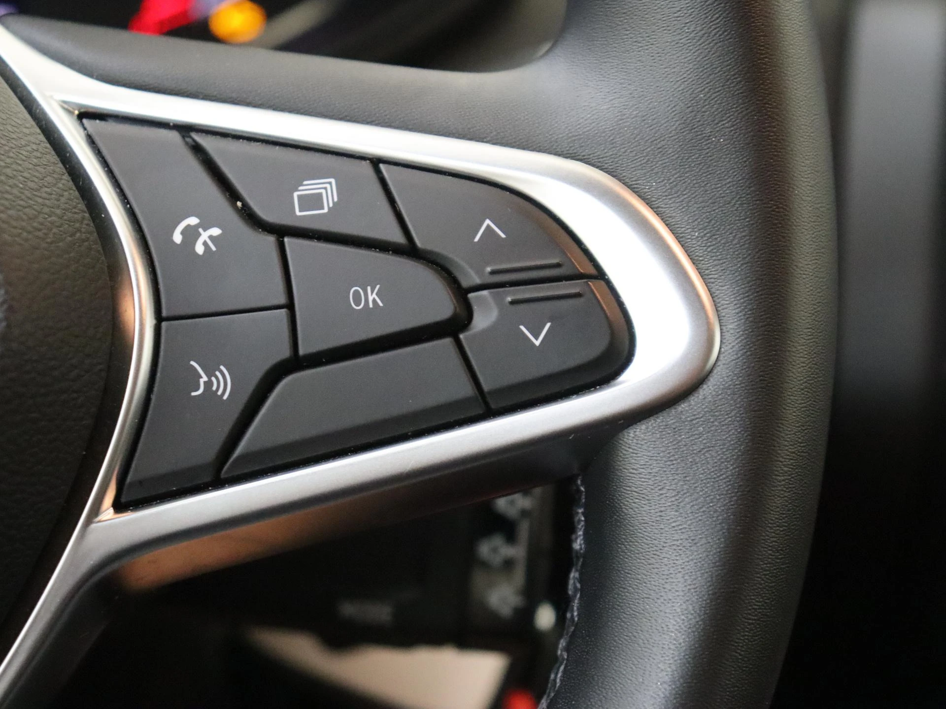 Renault-Clio-image-13