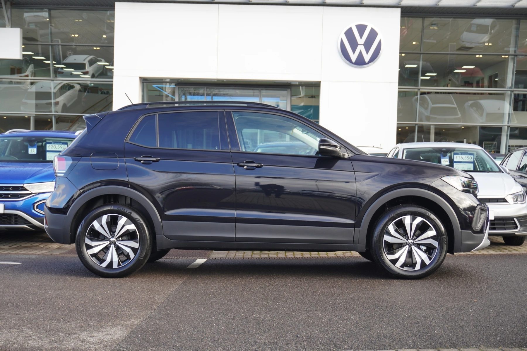 Volkswagen-T-Cross-image-3