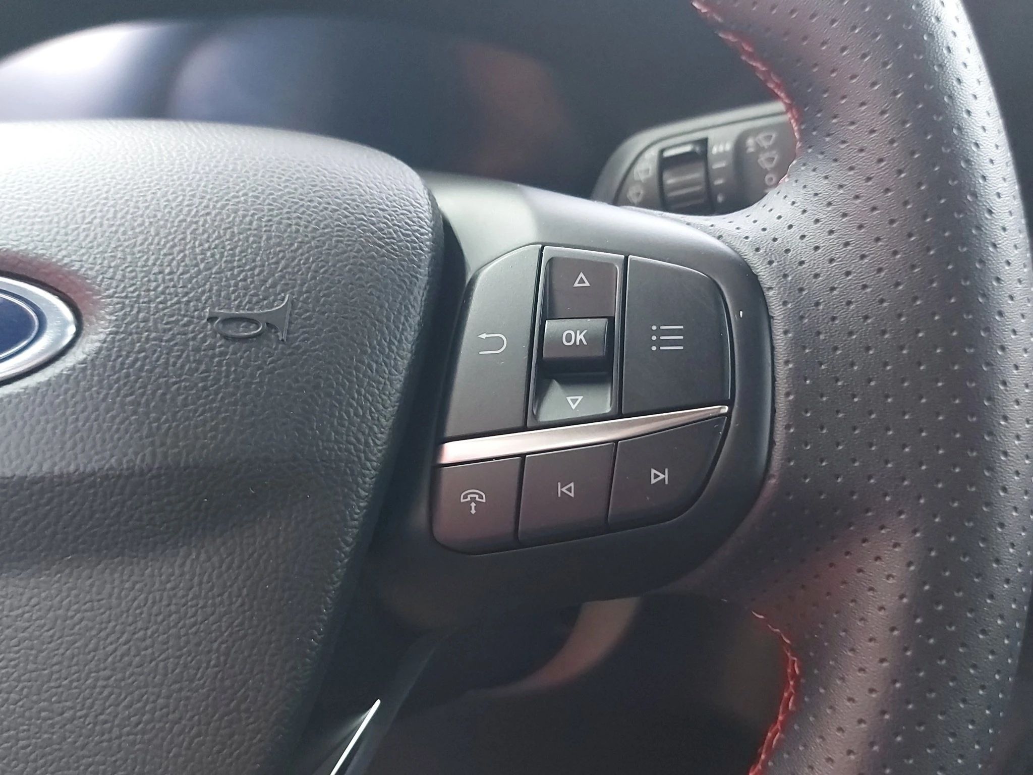 Ford-Kuga-image-21