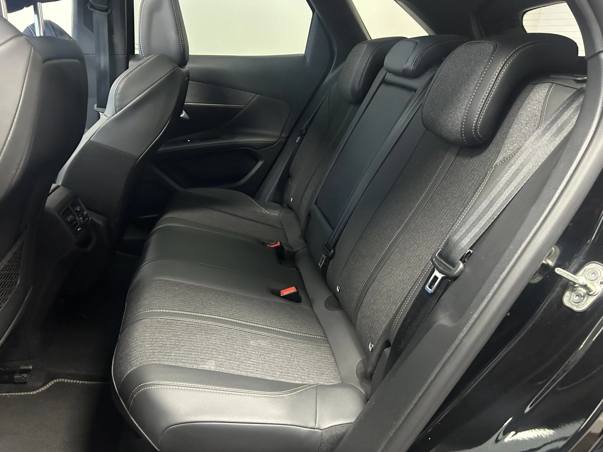 Peugeot-3008-image-19