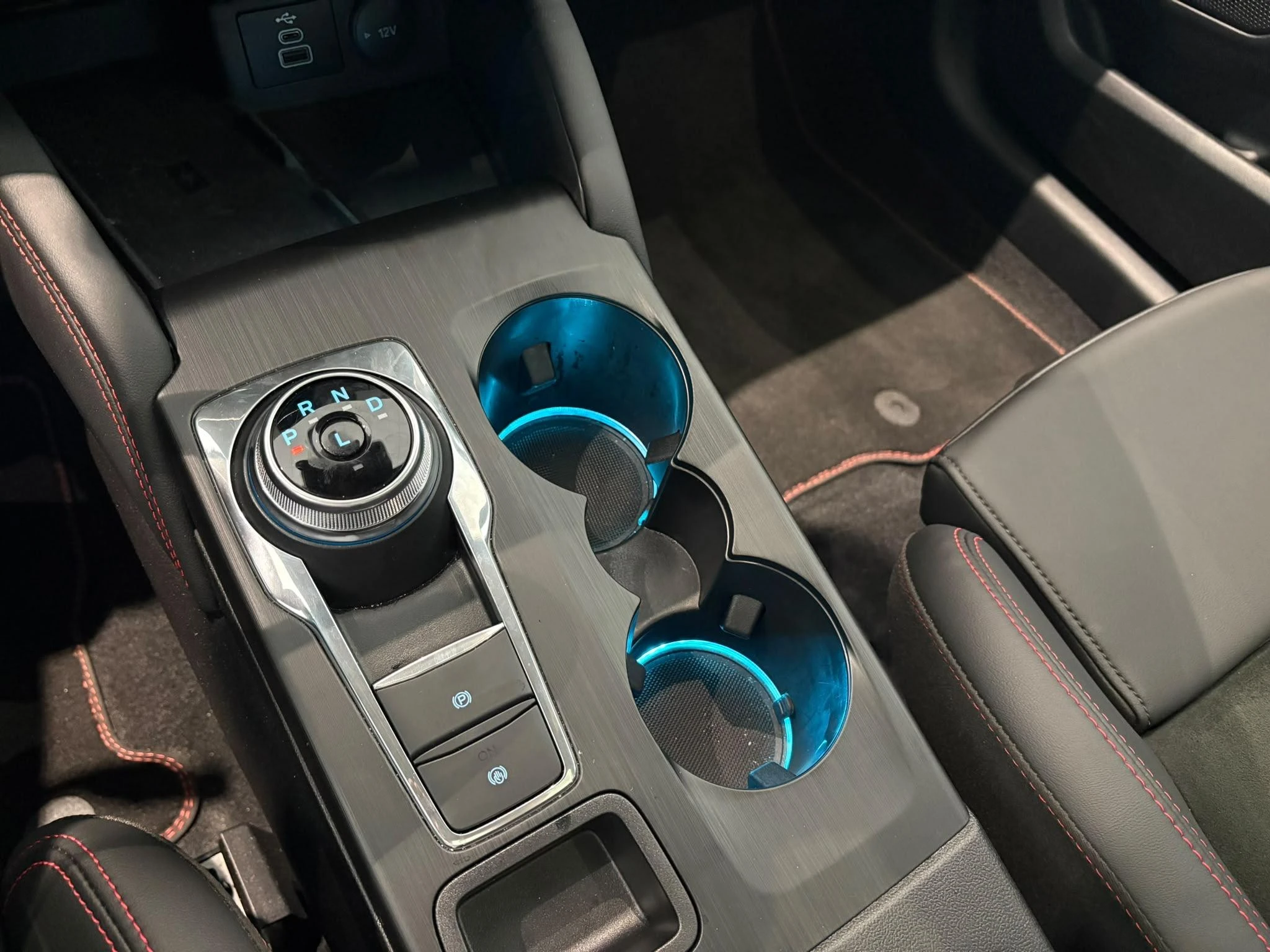 Ford-Kuga-image-29