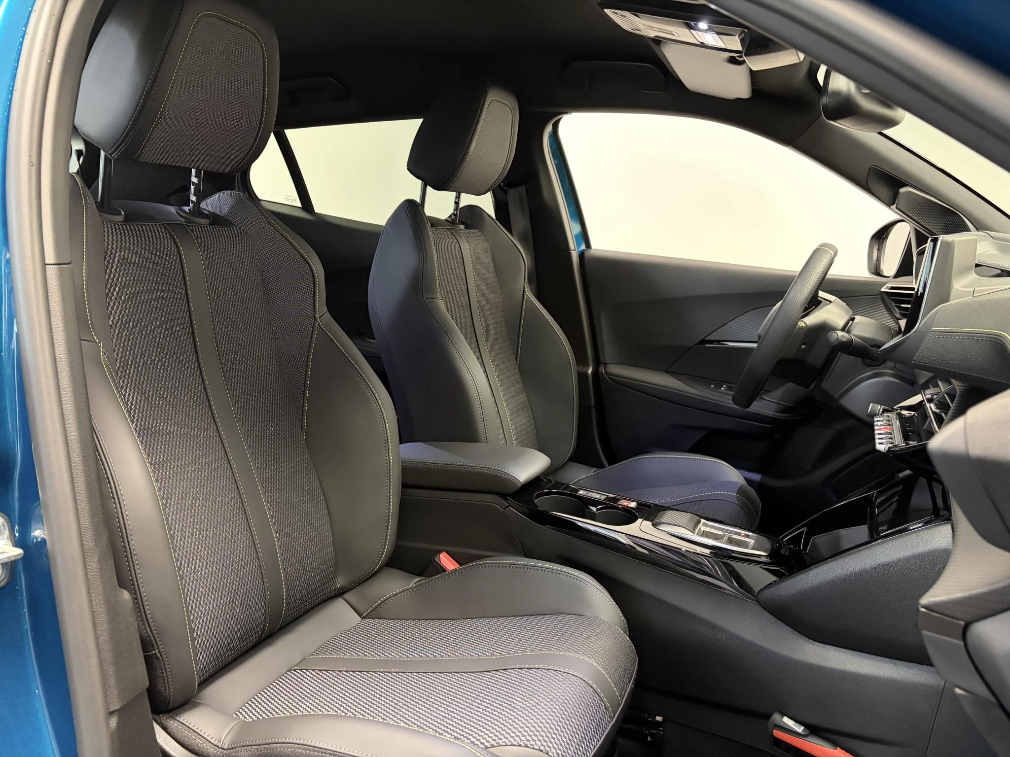 Peugeot-2008-image-14