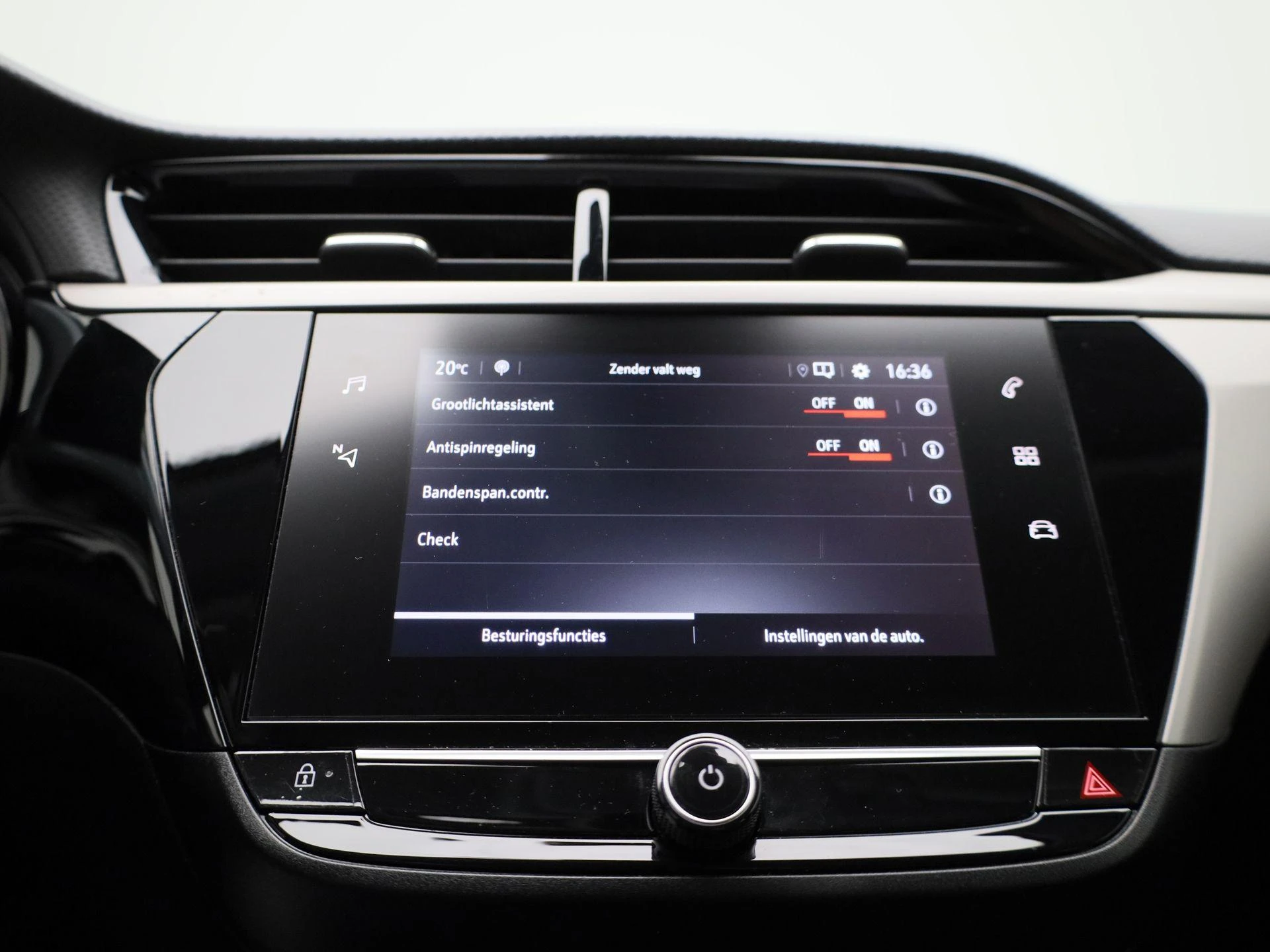 Opel-Corsa-image-22