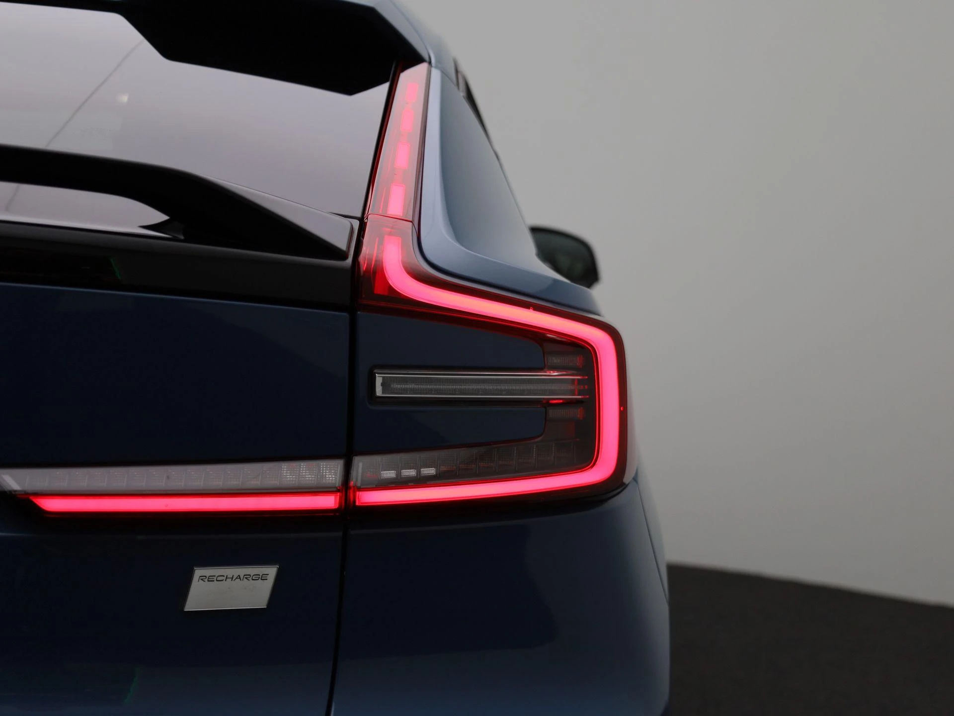 Volvo-C40-image-40
