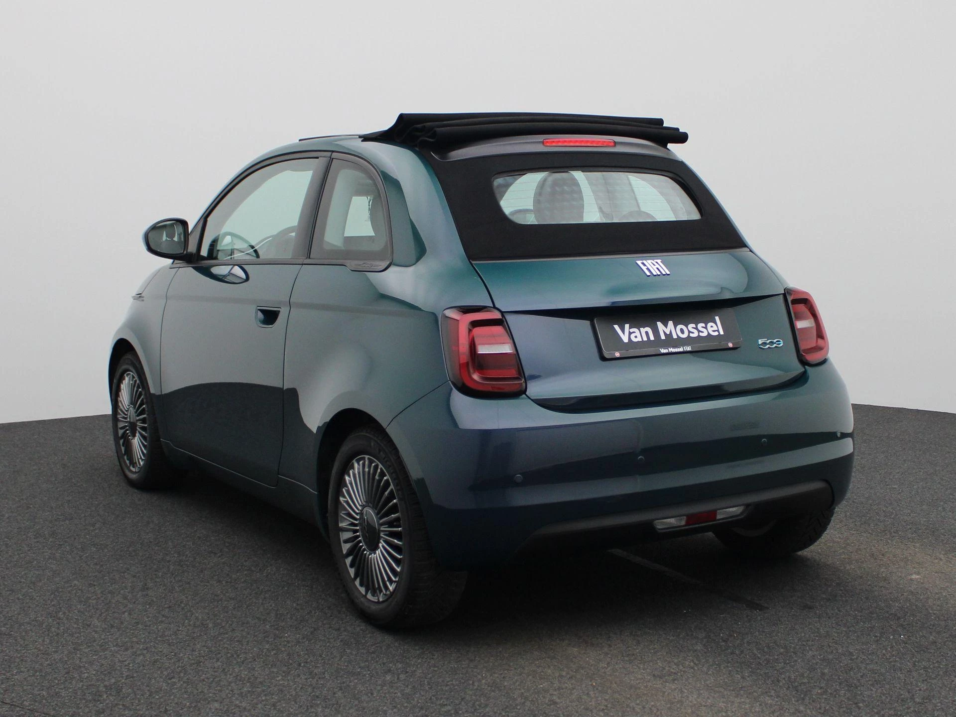 Fiat-500C-image-1