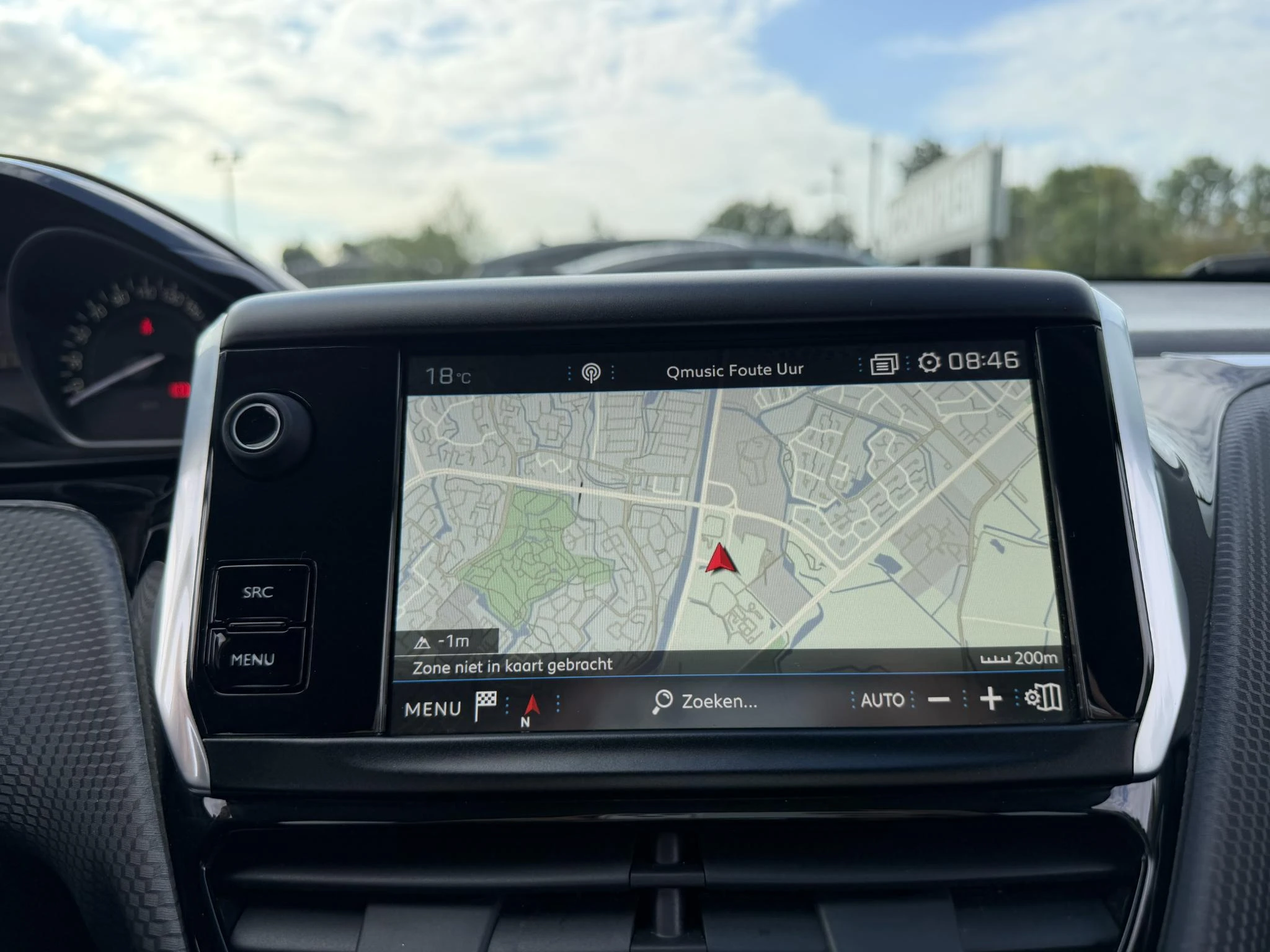 Peugeot-2008-image-18