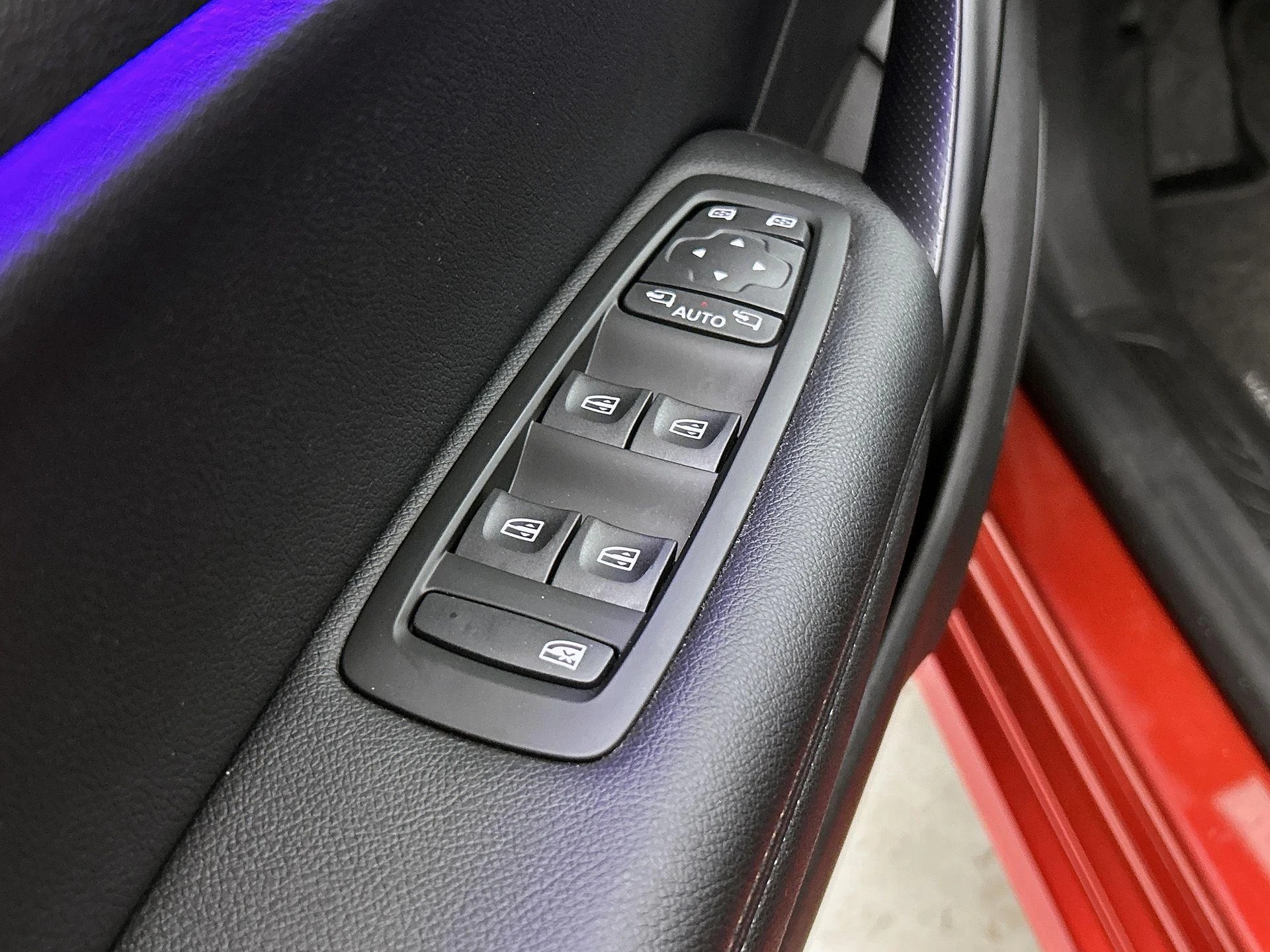 Renault-Megane E-Tech-image-39