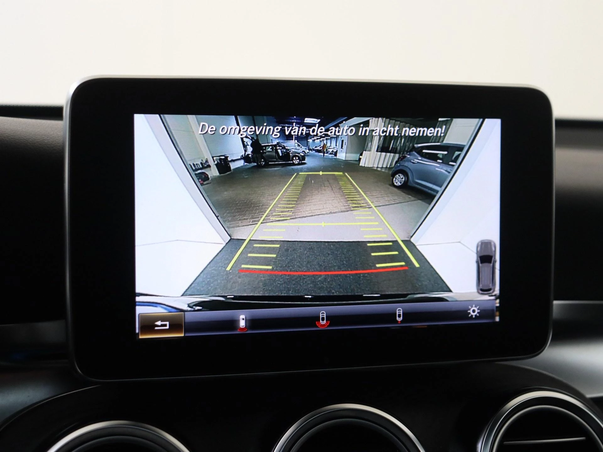 Mercedes-Benz-GLC-image-20