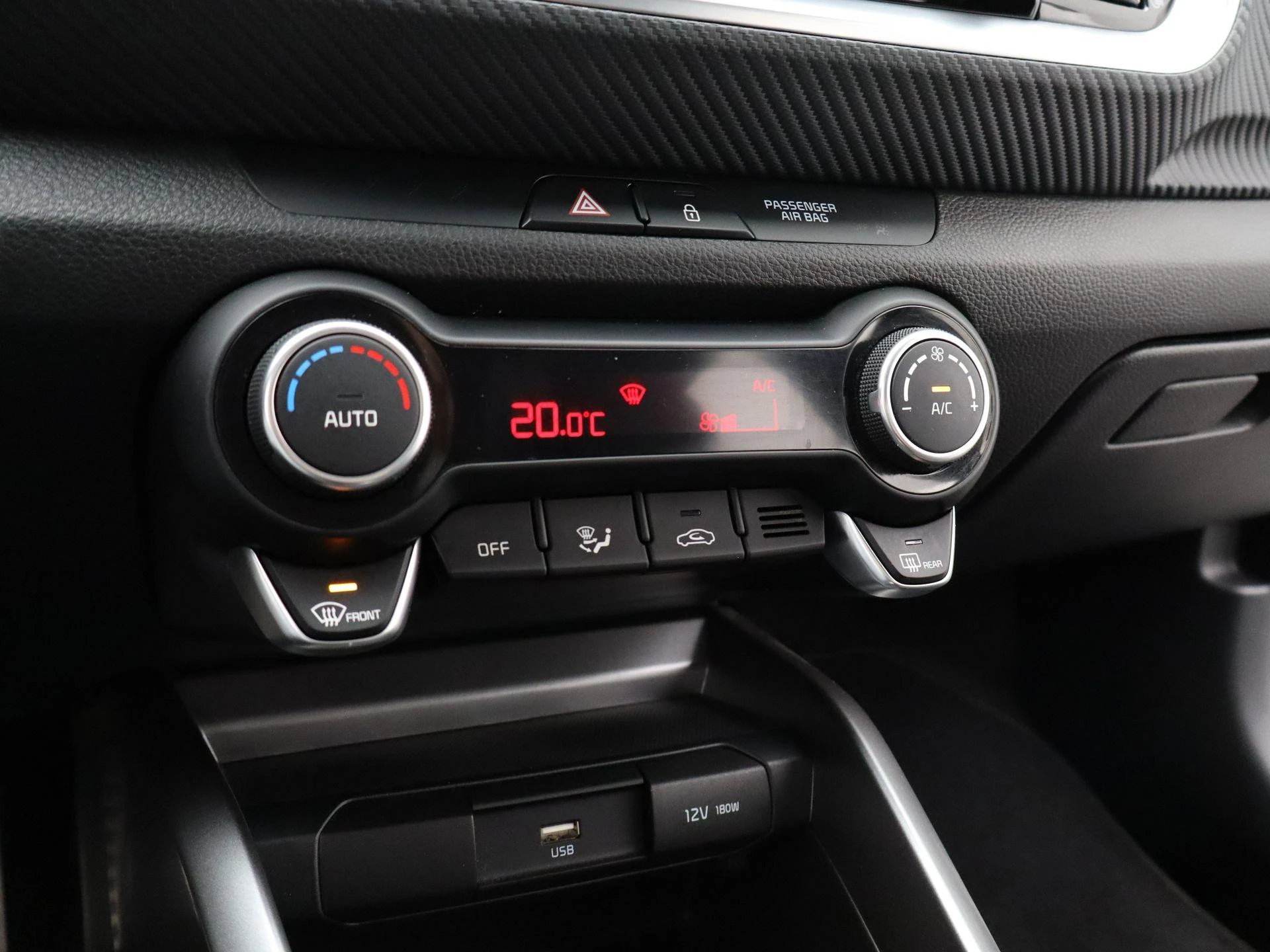 Kia-Stonic-image-20