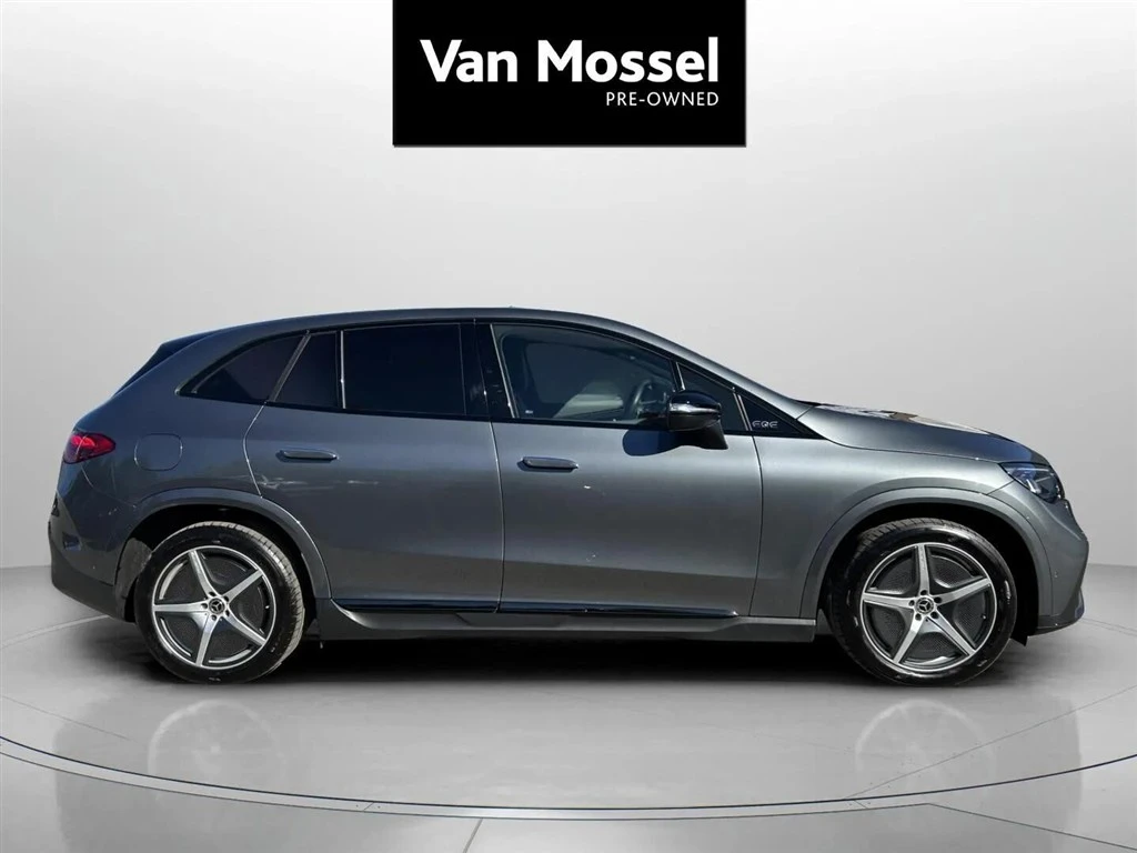 Mercedes-Benz-EQE-image-3