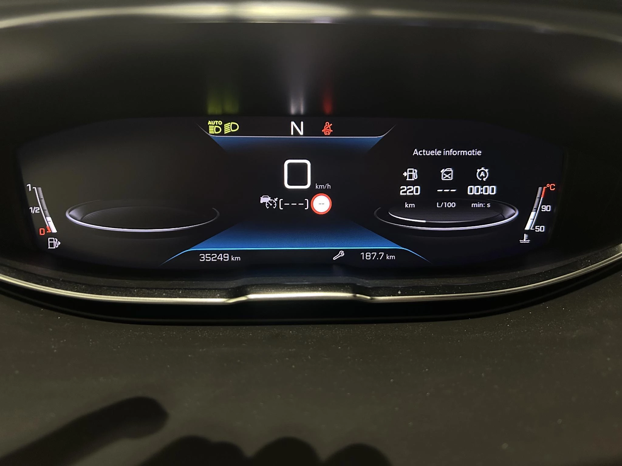 Peugeot-3008-image-7