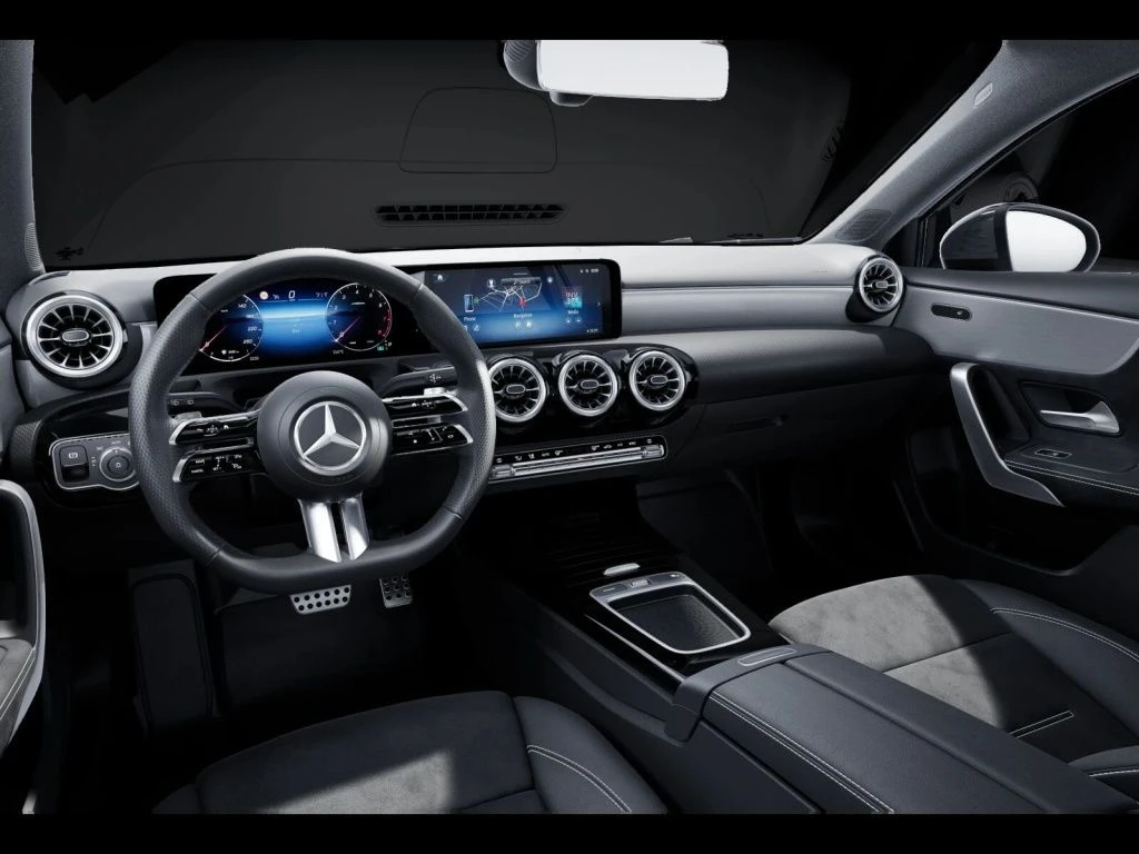Mercedes-Benz-A-Klasse 200-image-8