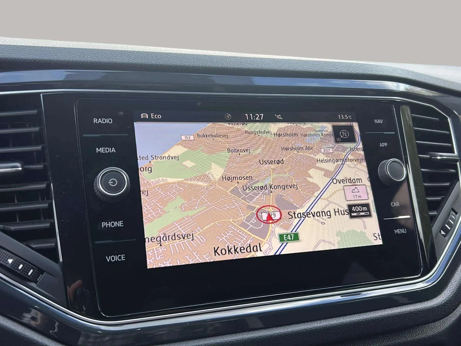 Volkswagen-T-Roc-image-14