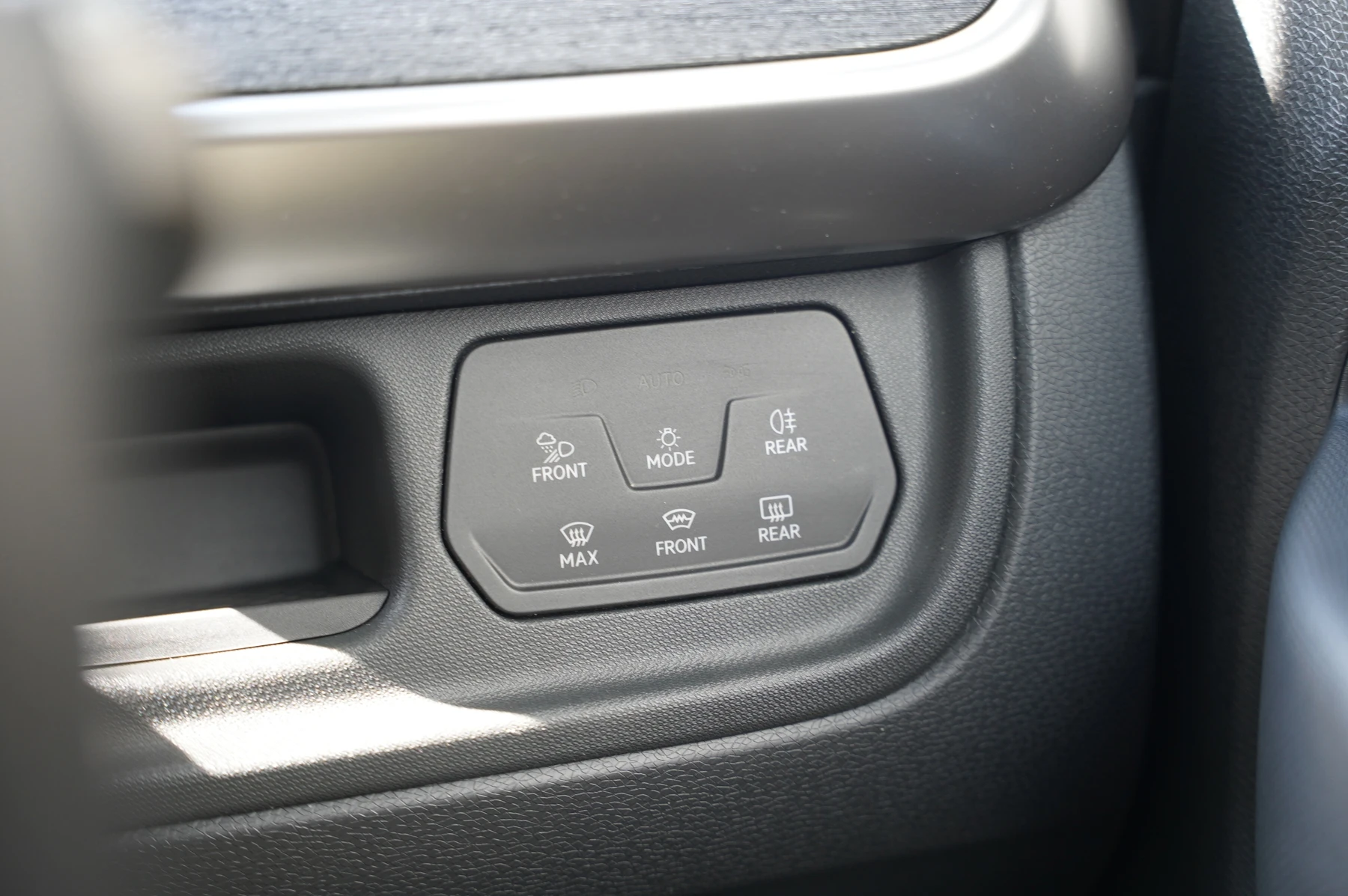 Volkswagen-ID. Buzz-image-18