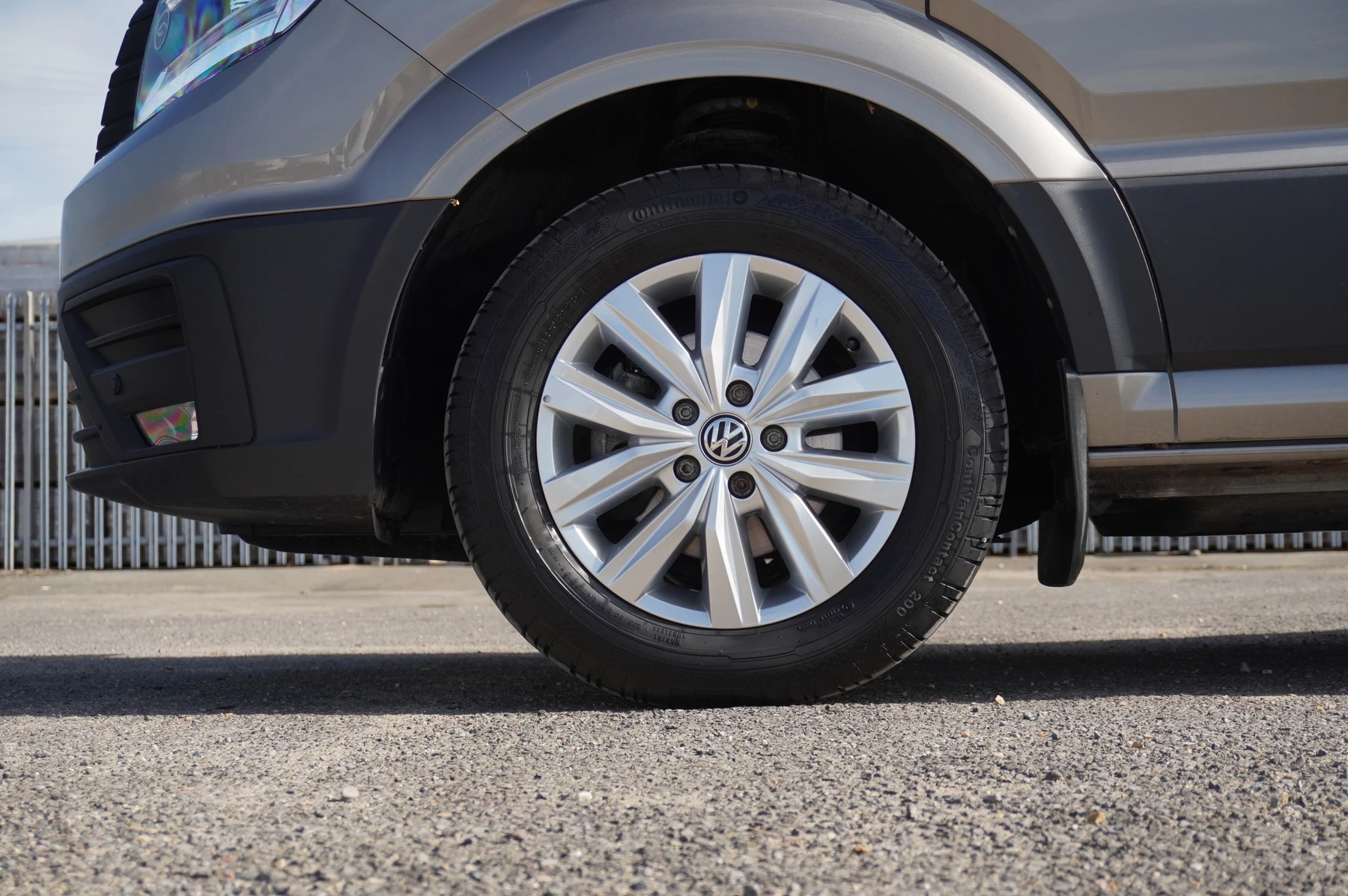 Volkswagen-California-image-4