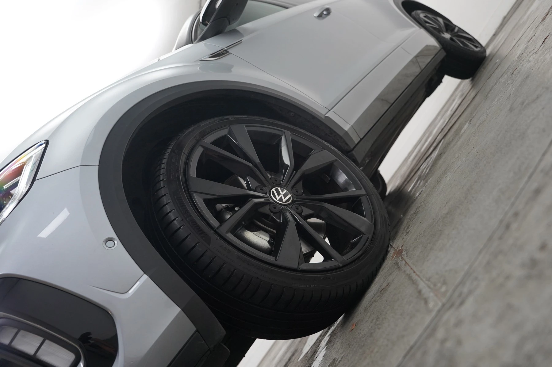 Volkswagen-T-Roc-image-43