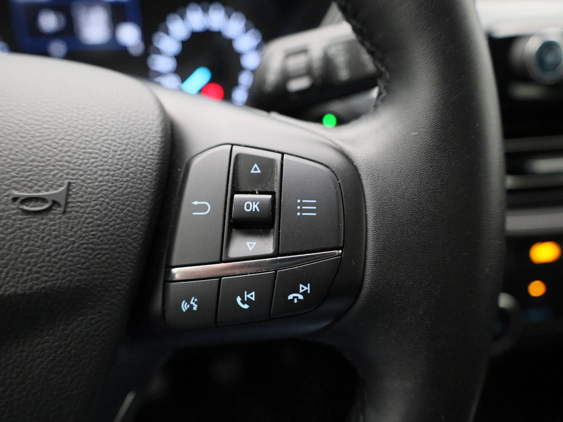 Ford-Kuga-image-14