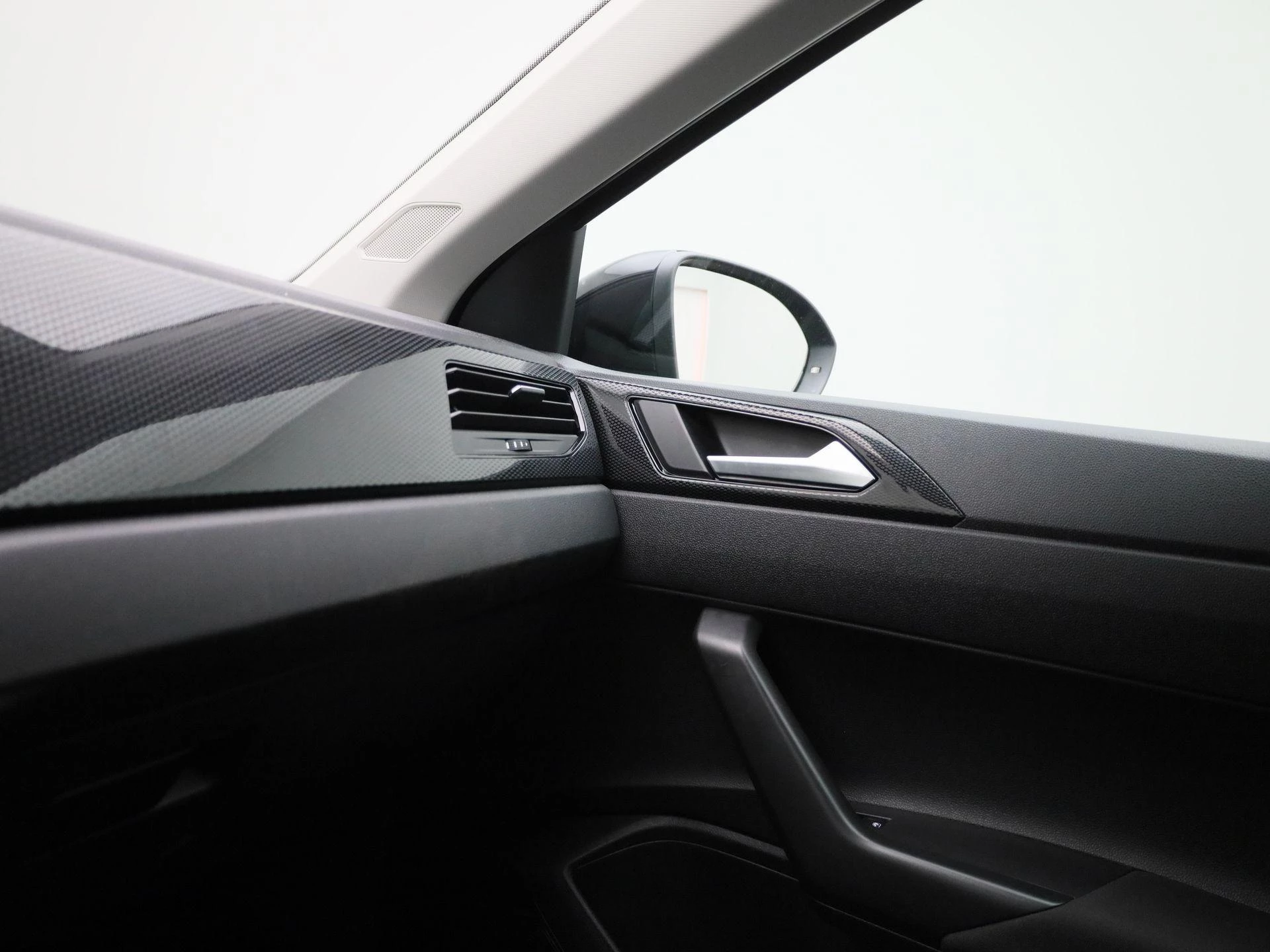 Volkswagen-Taigo-image-25