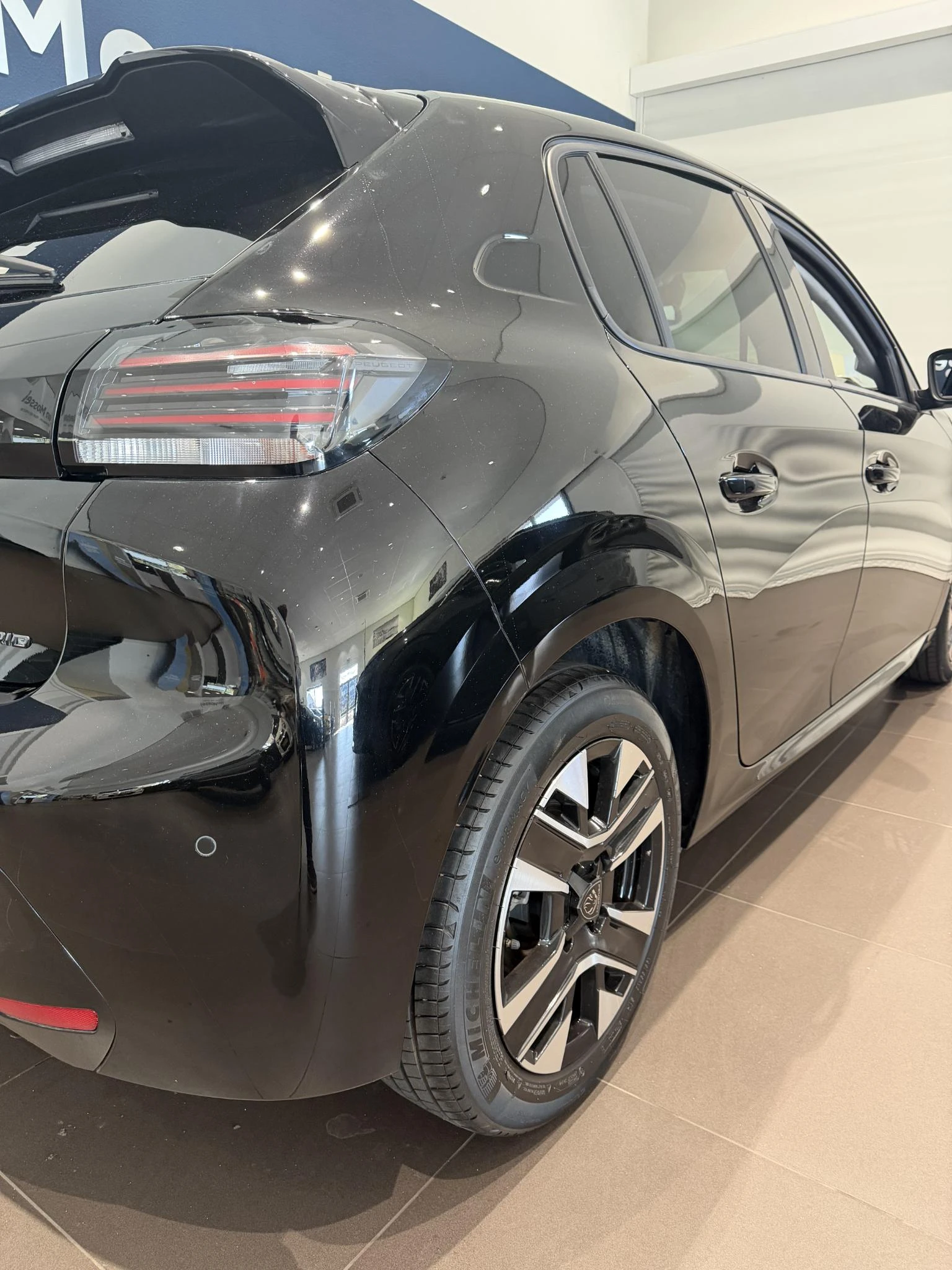 Peugeot-208-image-5
