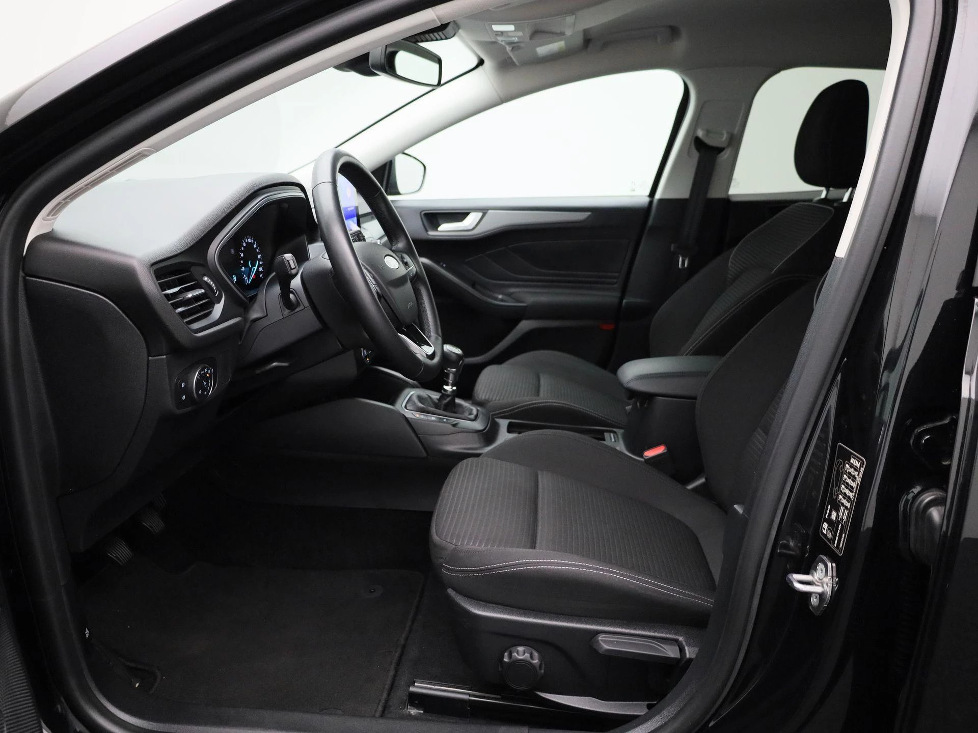 Ford-Focus-image-8