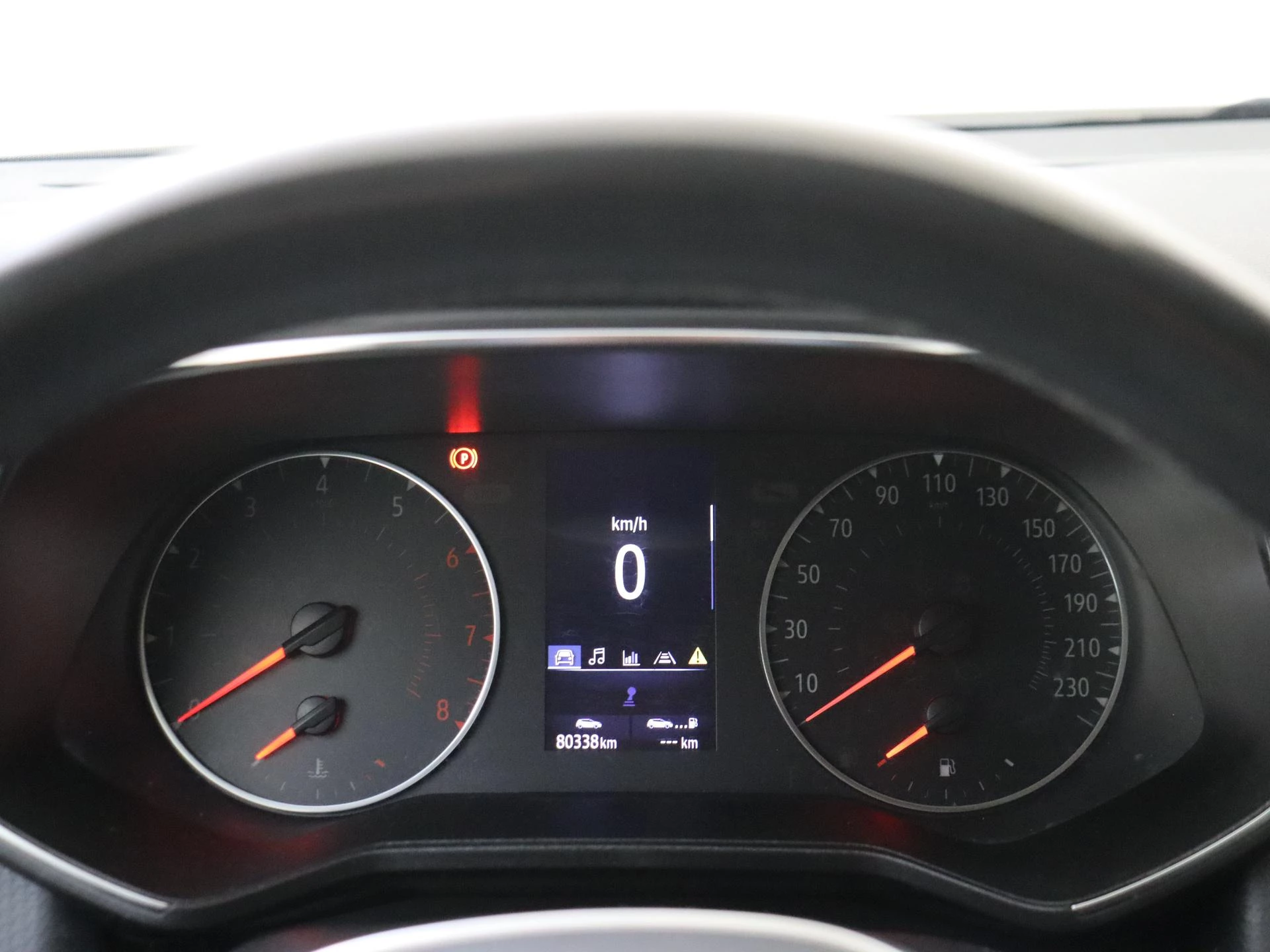 Renault-Clio-image-15