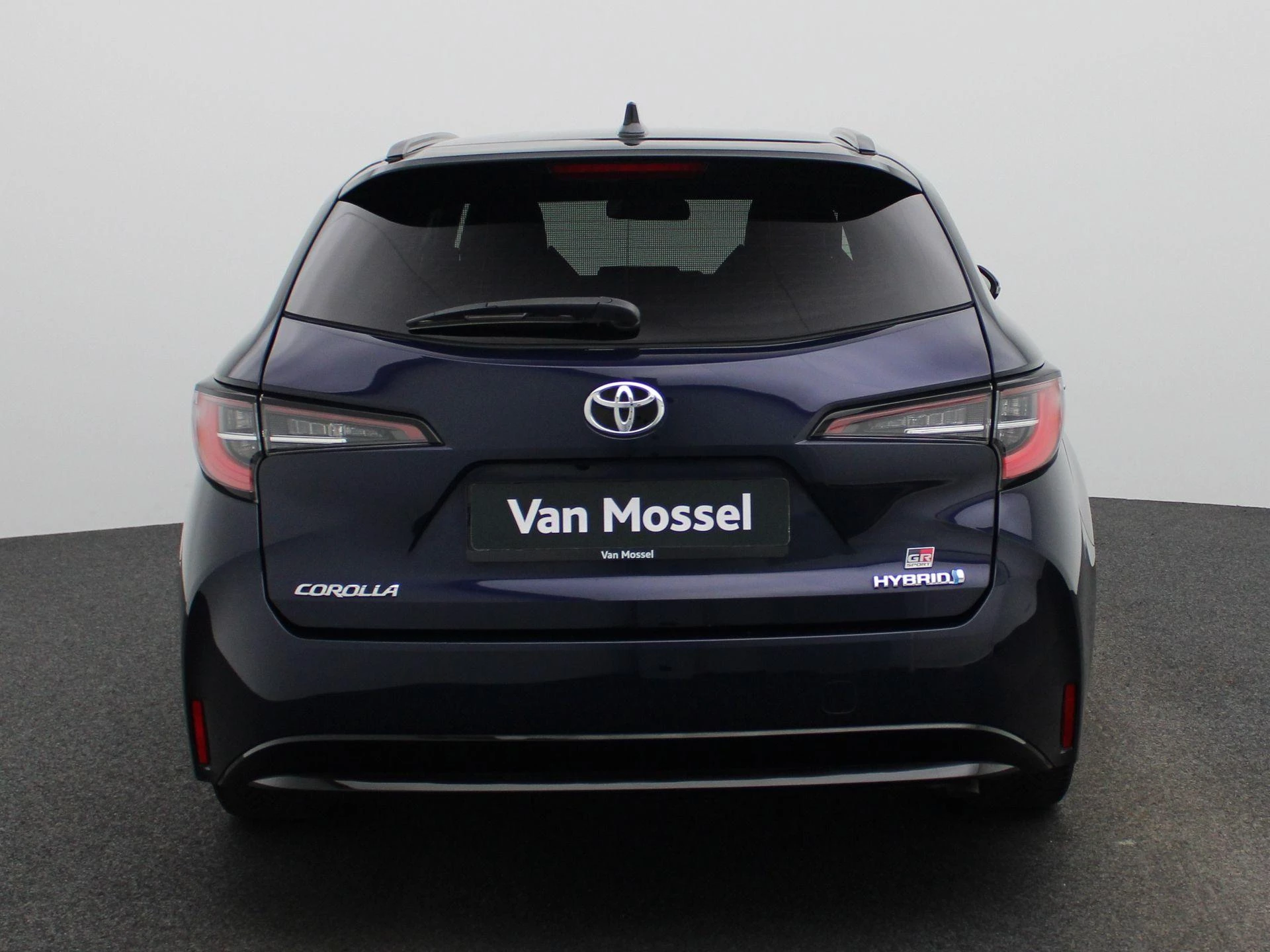 Toyota-Corolla Touring Sports-image-4