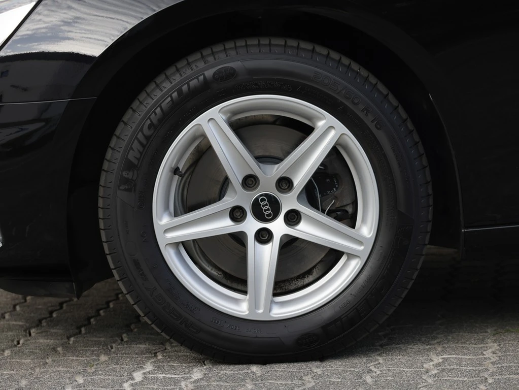 Audi-A4-image-4