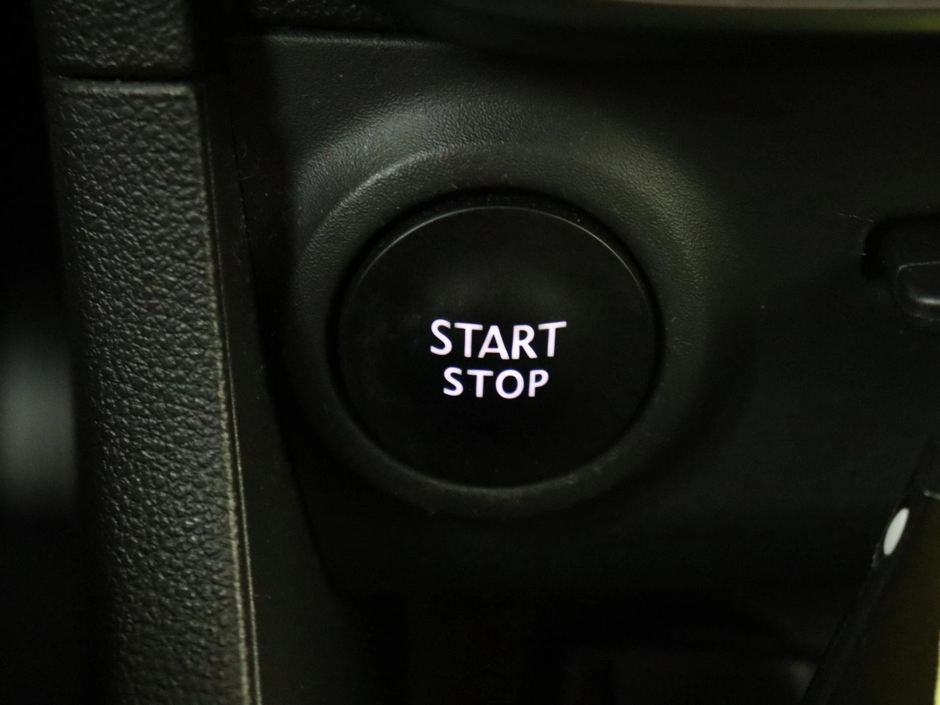 Renault-Clio-image-19