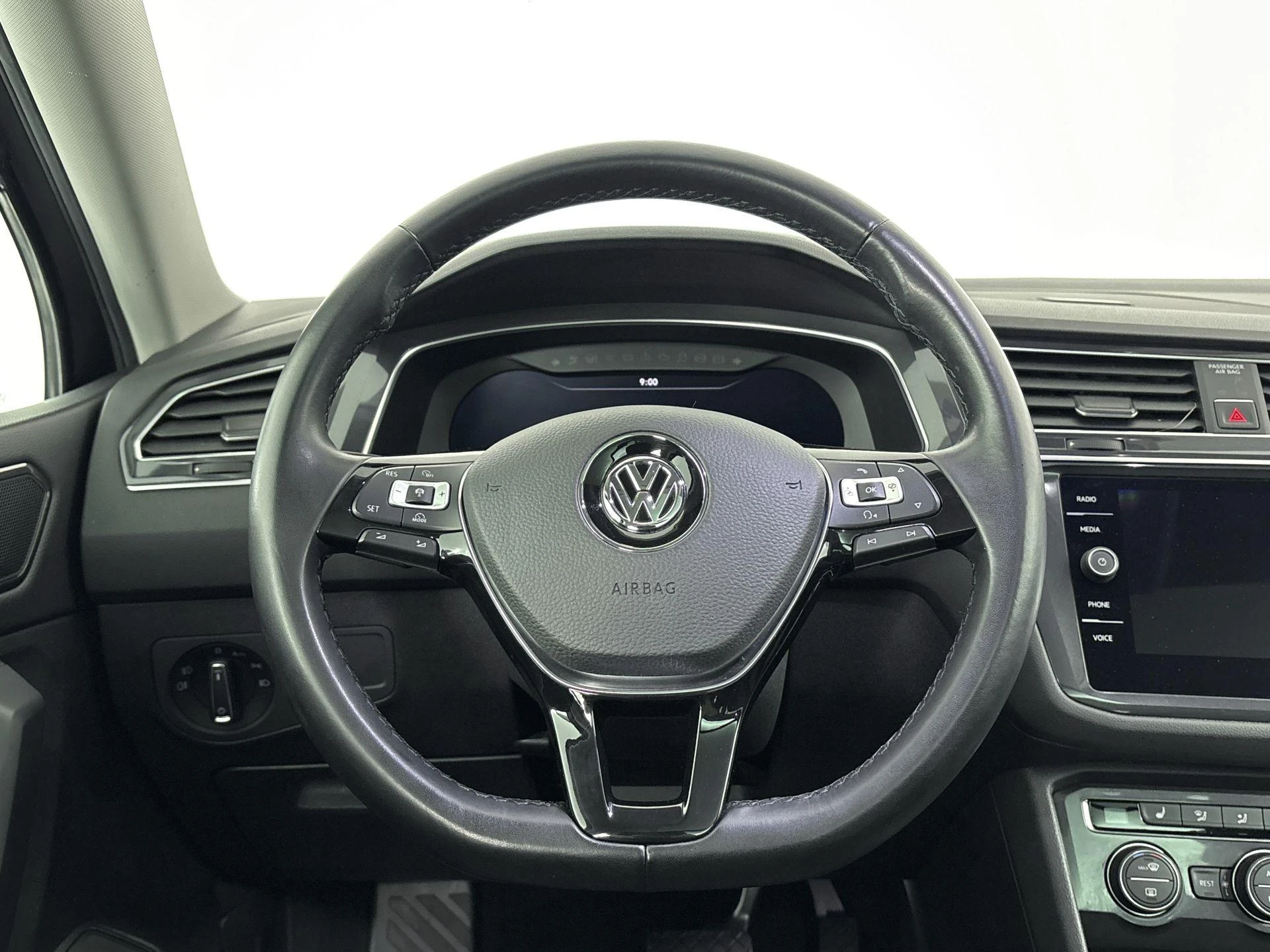 Volkswagen-Tiguan Allspace-image-9
