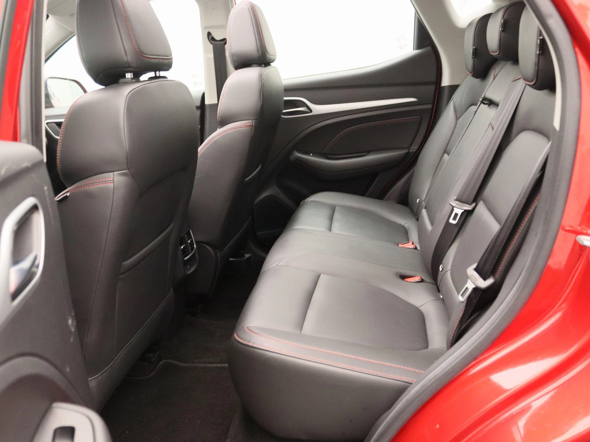 MG-ZS EV-image-13