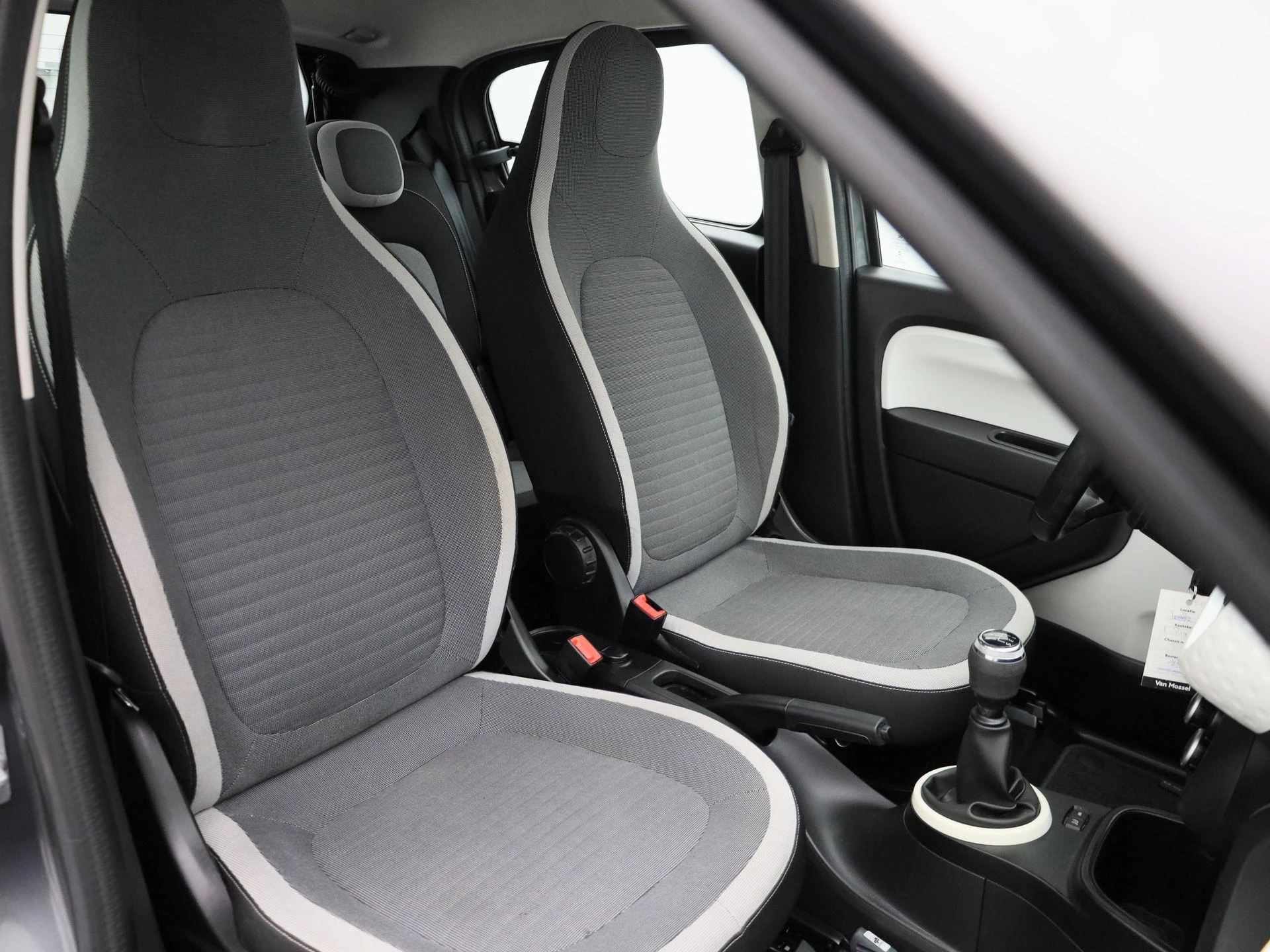 Renault-Twingo-image-31