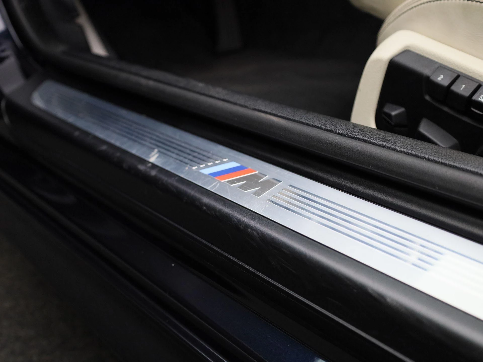 BMW-6 Serie-image-34