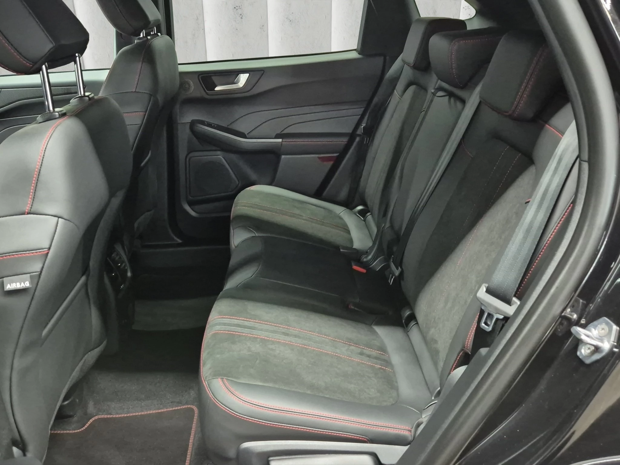 Ford Kuga ST-Line X Aut.*360GRAD*LED-MATRIX*NAVI*GRA*WINTER-PKT.