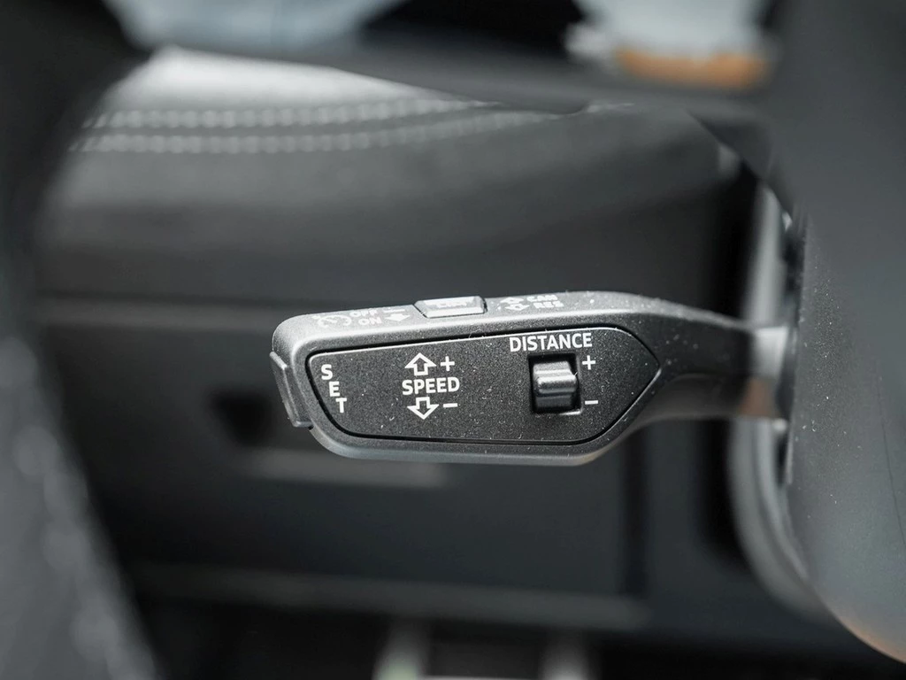 Audi-S6 Avant e-tron-image-15