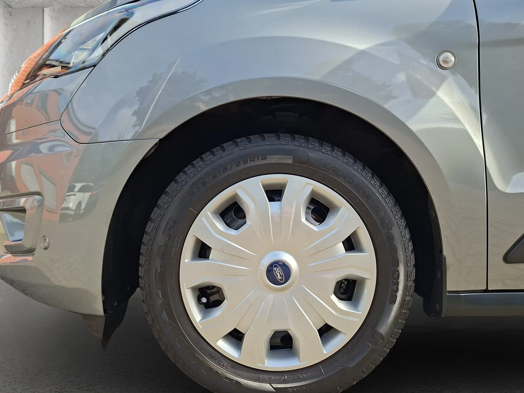 Ford-Transit Connect-image-8