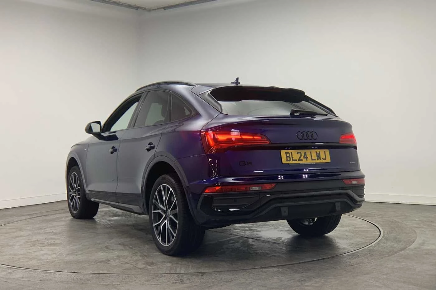 Audi-Q5-image-2