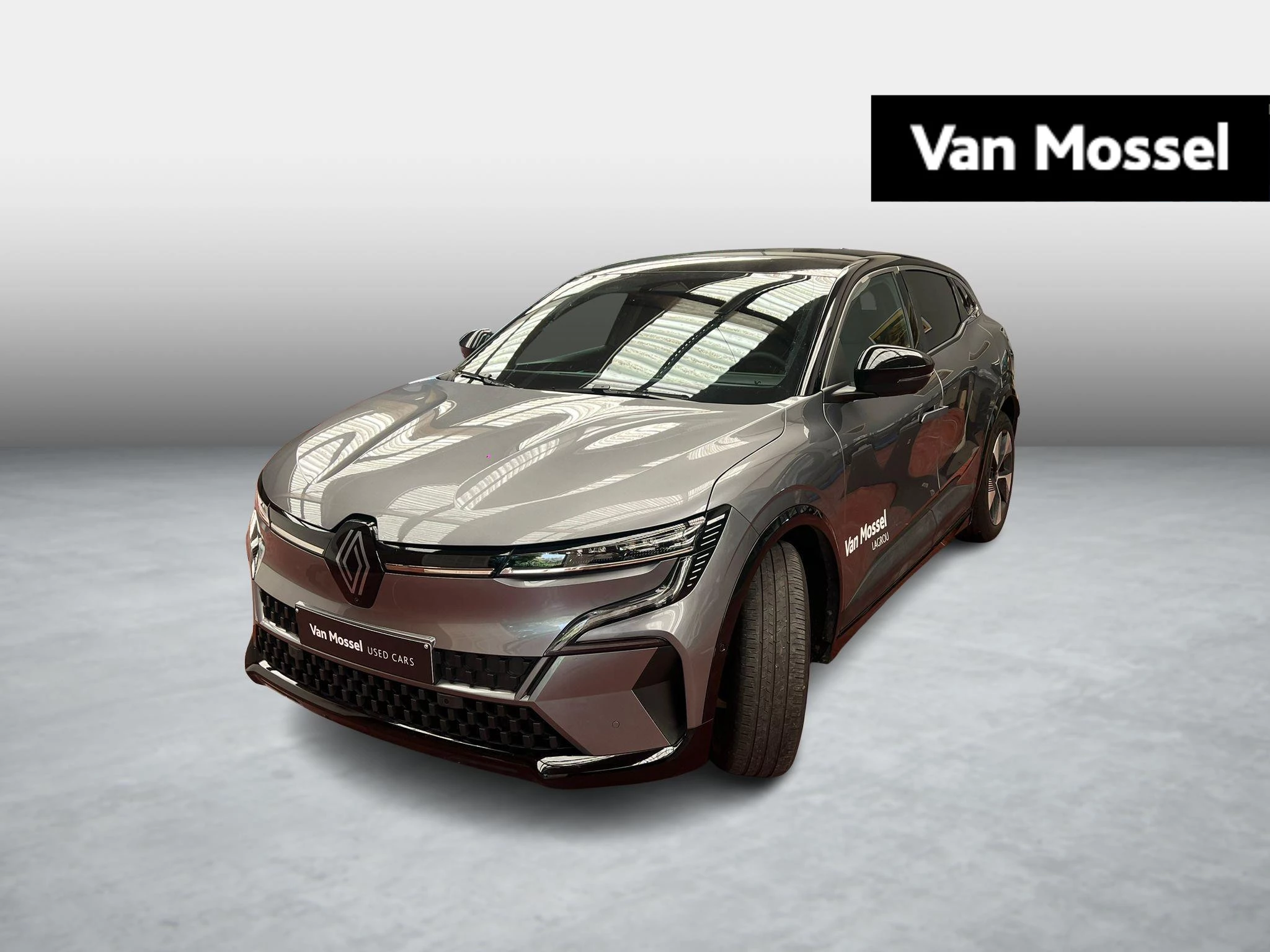 Renault-Megane E-Tech-image-0