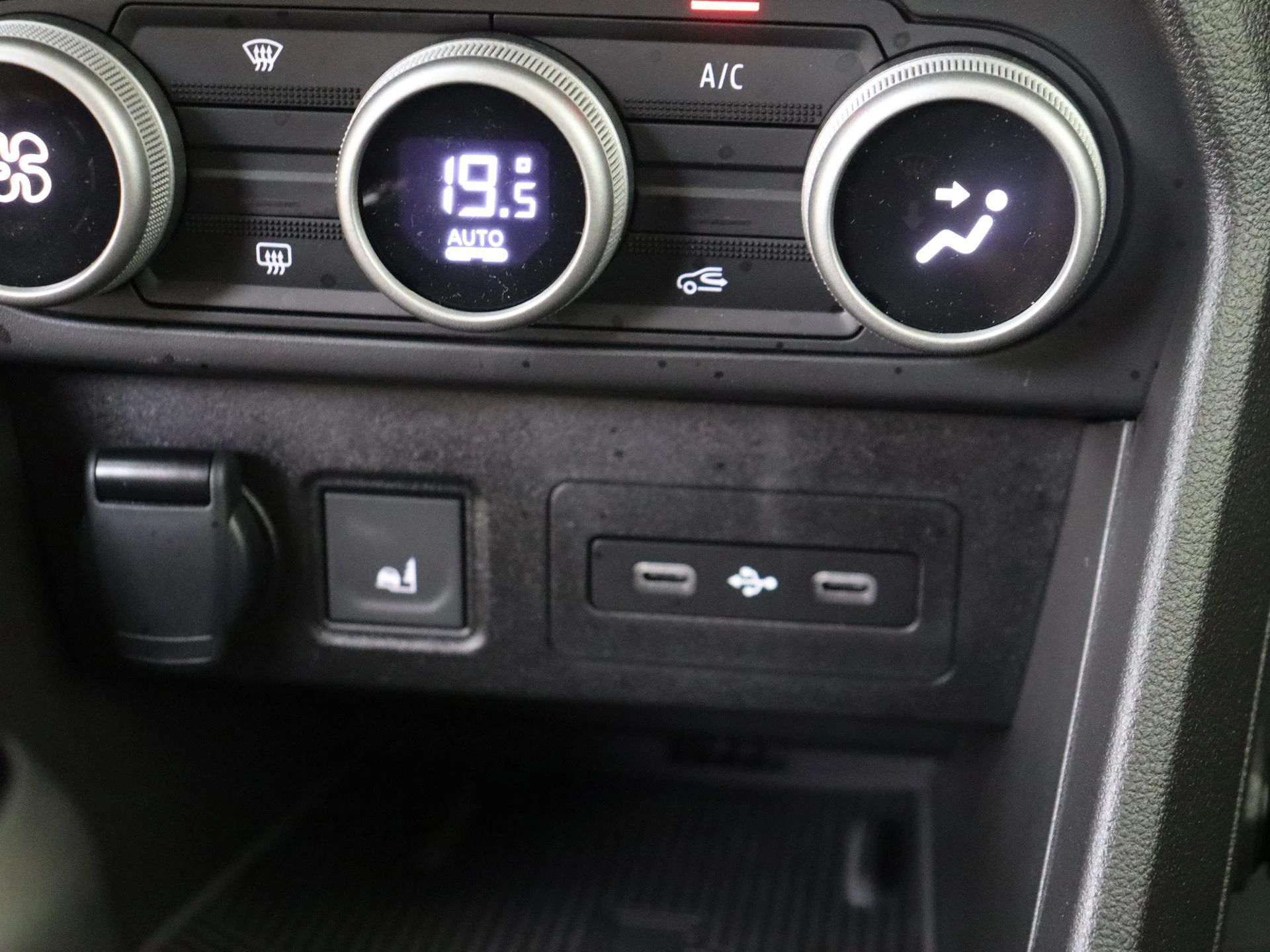 Dacia-Jogger-image-18
