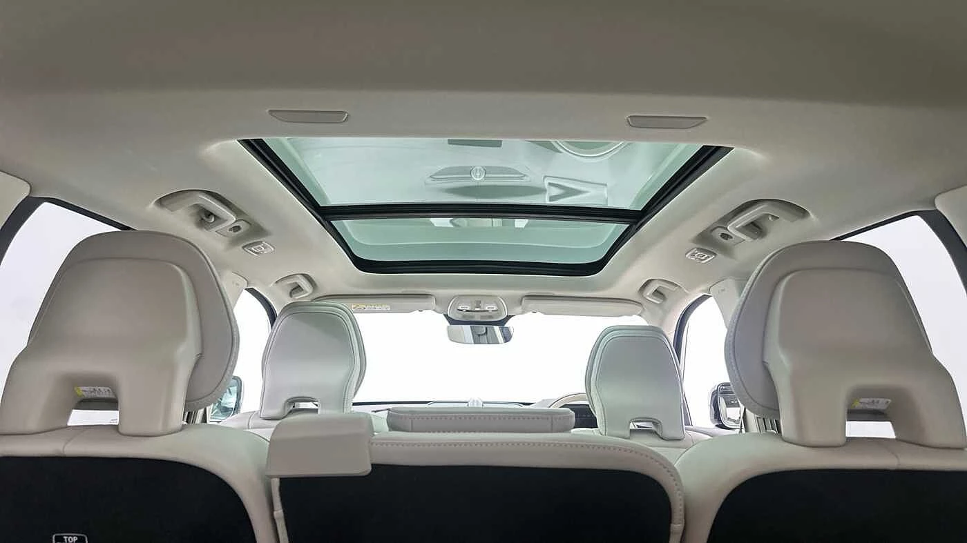 Volvo-XC90-image-15