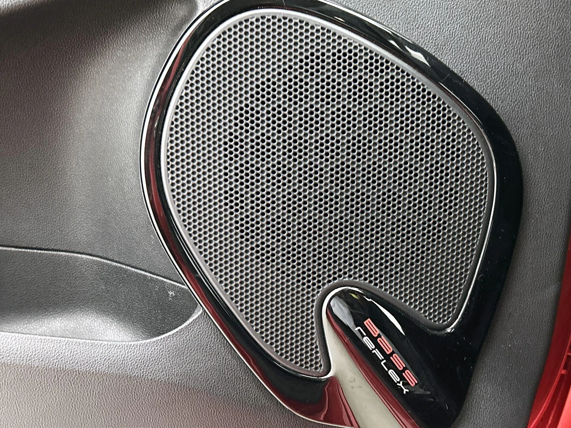 Renault-Clio-image-11