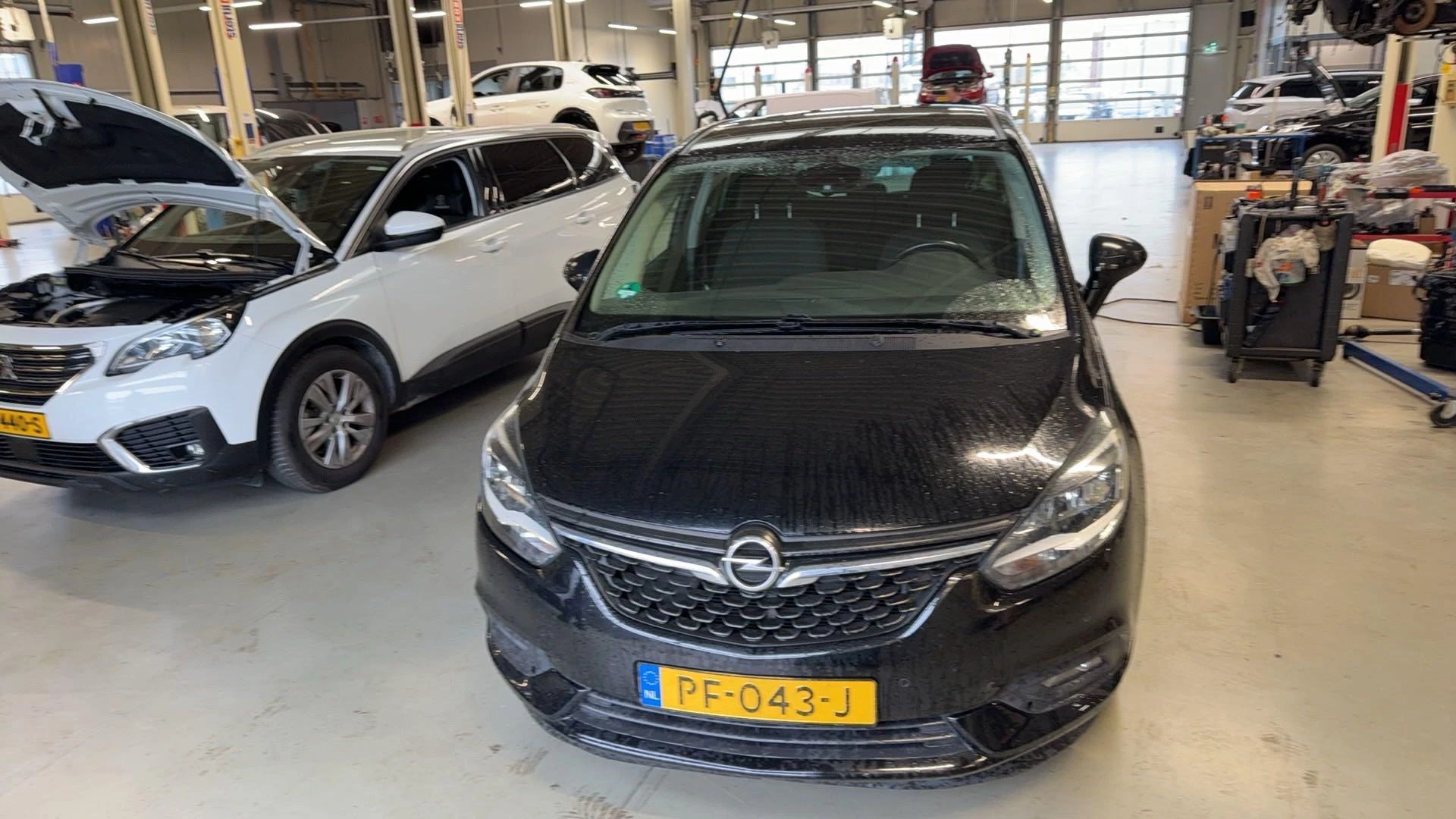 Opel-Zafira-image-5