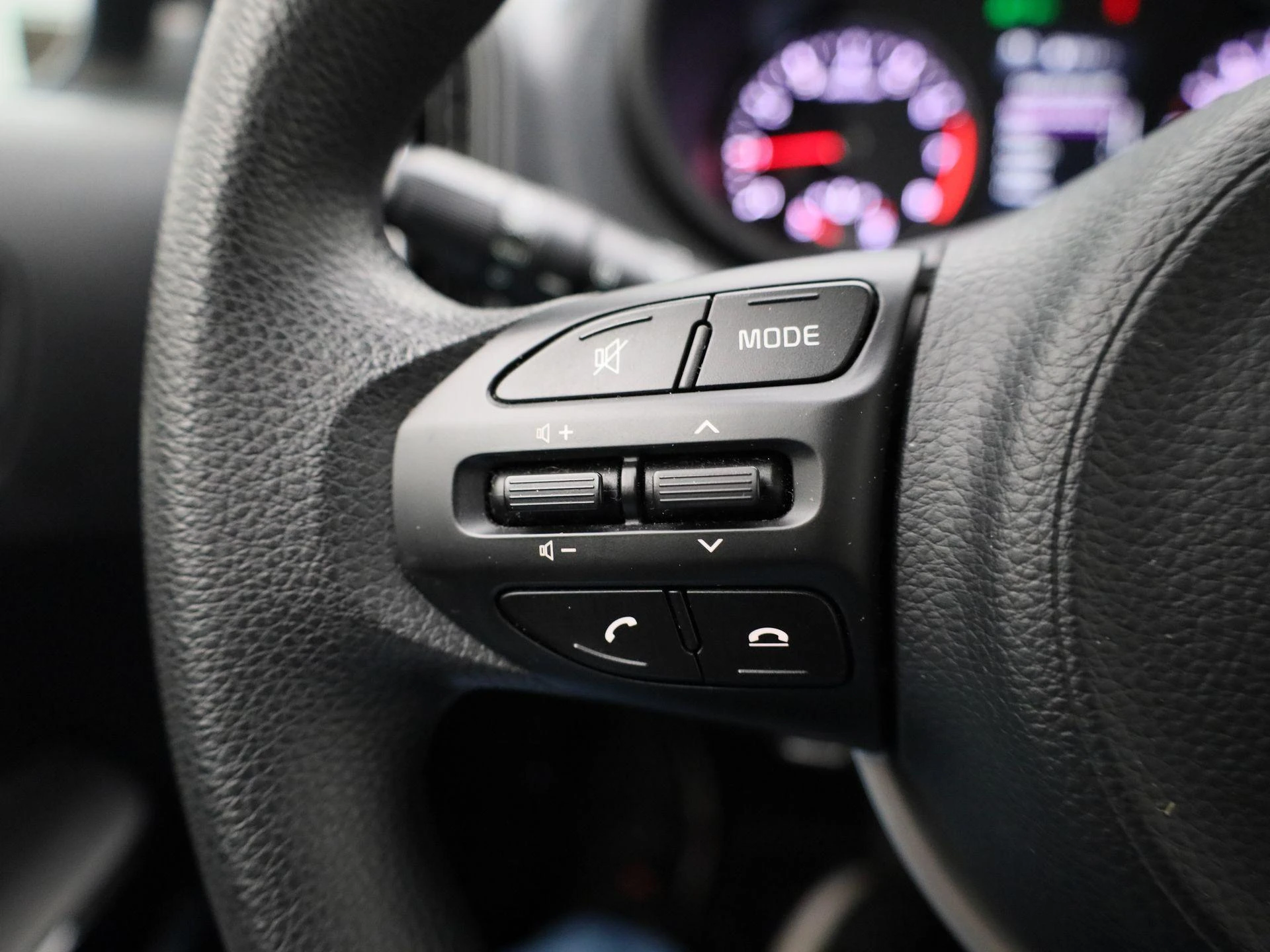 Kia-Picanto-image-16